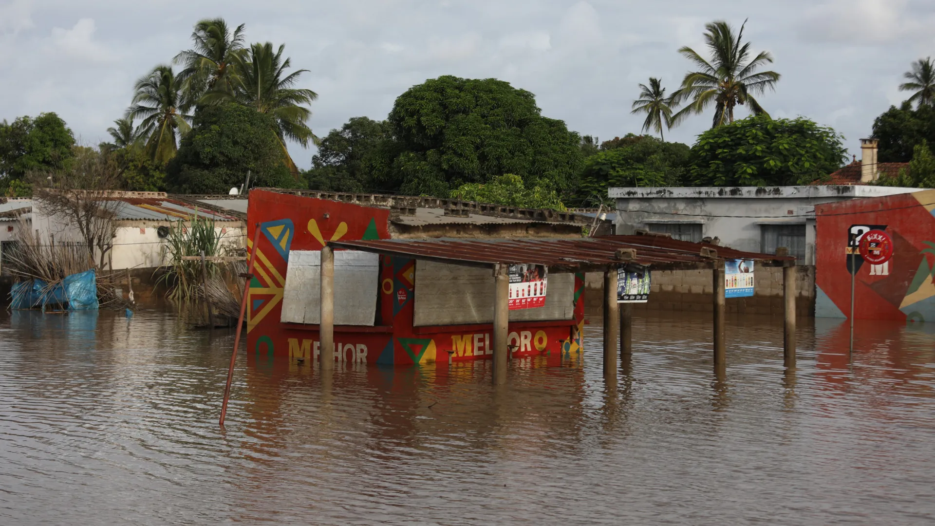 
                    Cheias em Moçambique fizeram 23 mortos e afetaram 723 mil pessoas
                