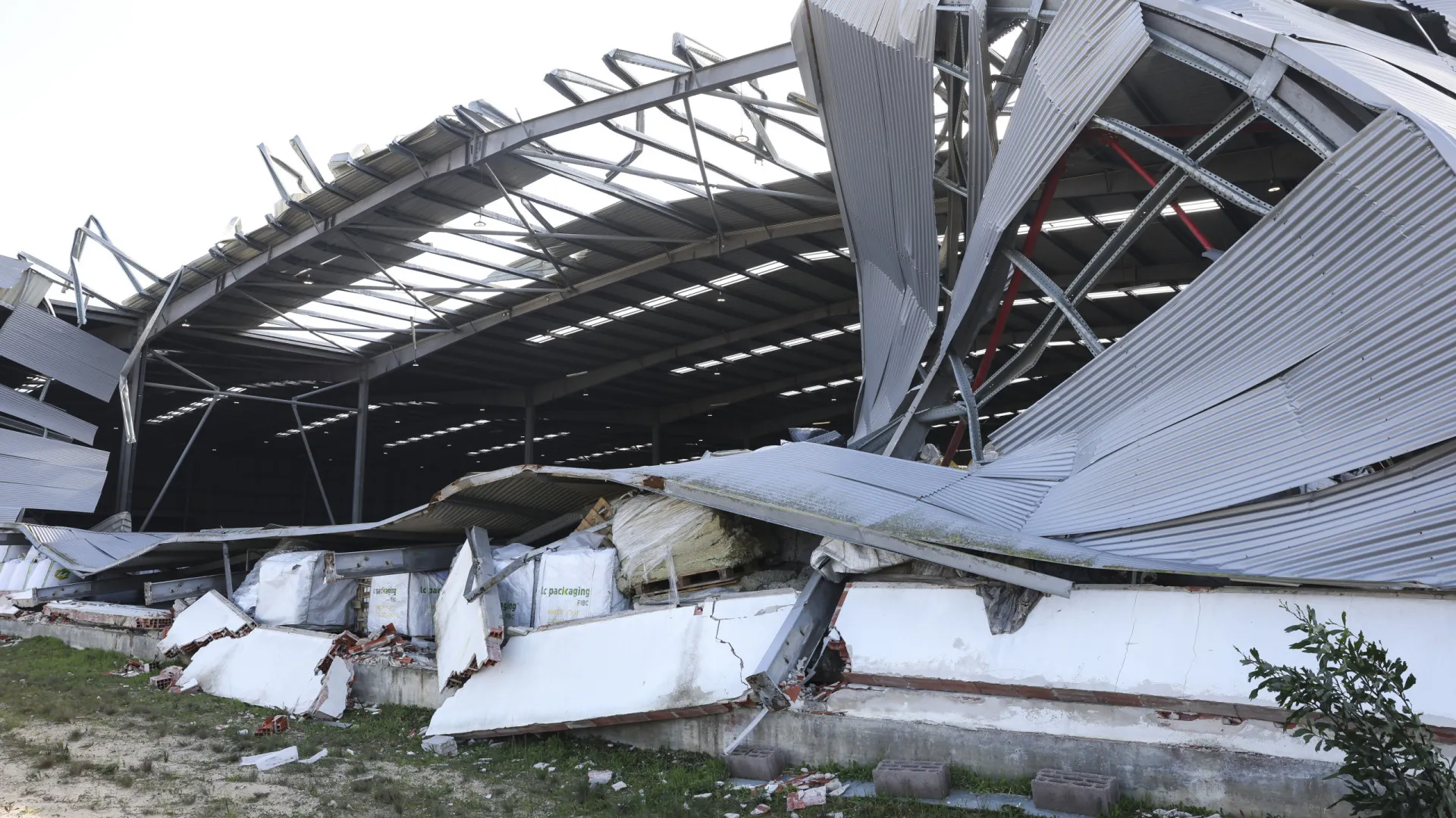 
                    Kristin: Governo garante salário a 100% no lay-off até 2.760€
                