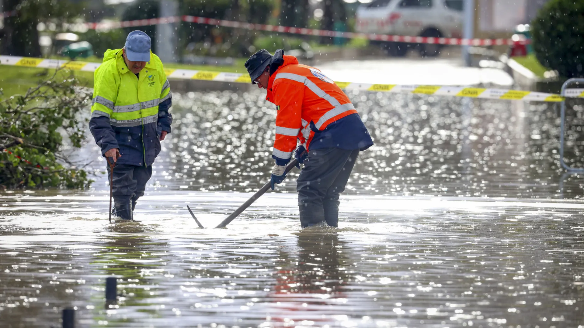 
                    Portugal enfrenta nova tempestade ainda sem recuperar da Kristin
                