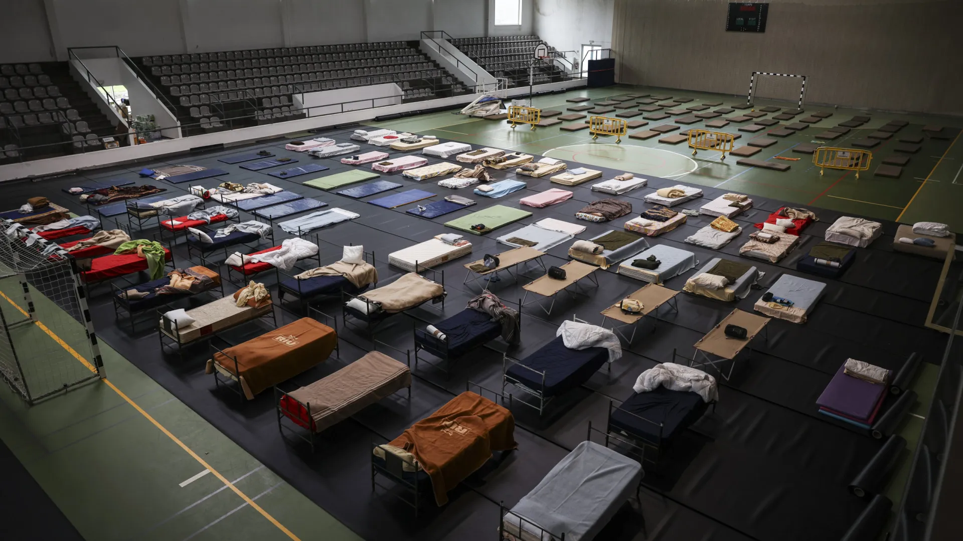 
                    Forças Armadas colocam 42 botes 