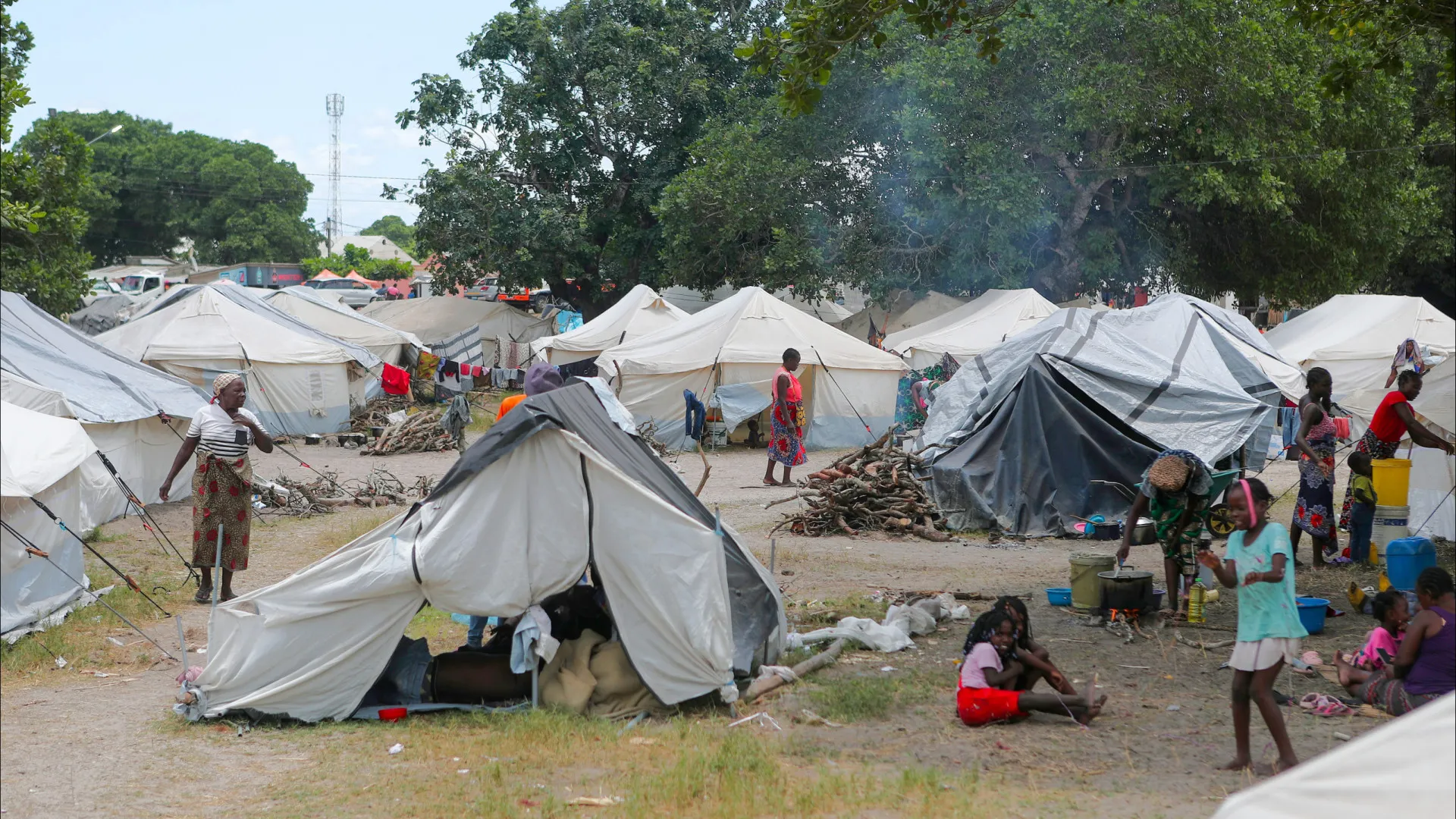 
                    Moçambique: Há 10 detidos por desvio de donativos para vítimas de cheias
                