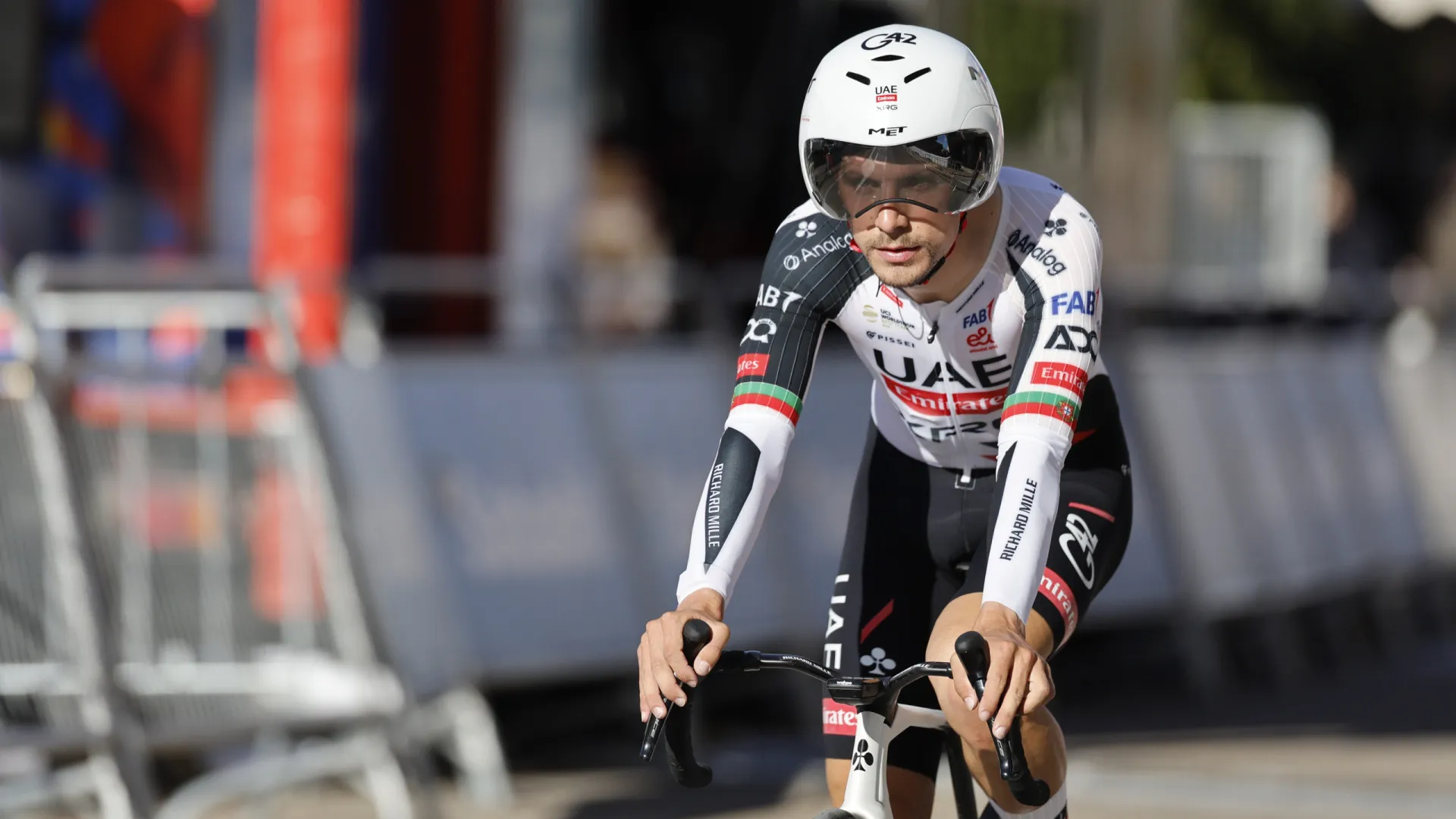 
                    João Almeida termina em segundo lugar na Volta à Comunidade Valenciana
                