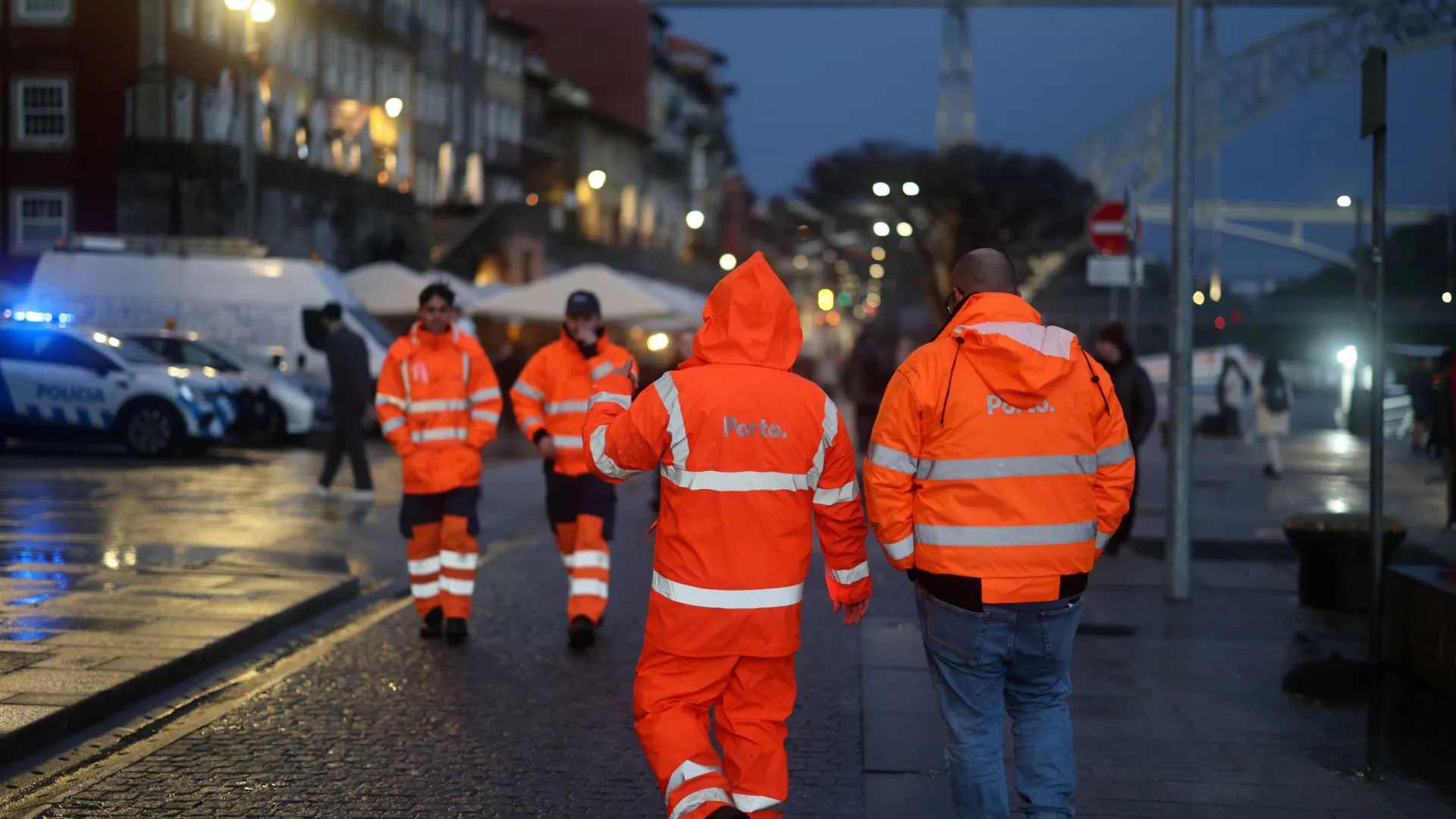 
                    Cuidado! Dez distritos sob aviso laranja devido a agitação marítima
                