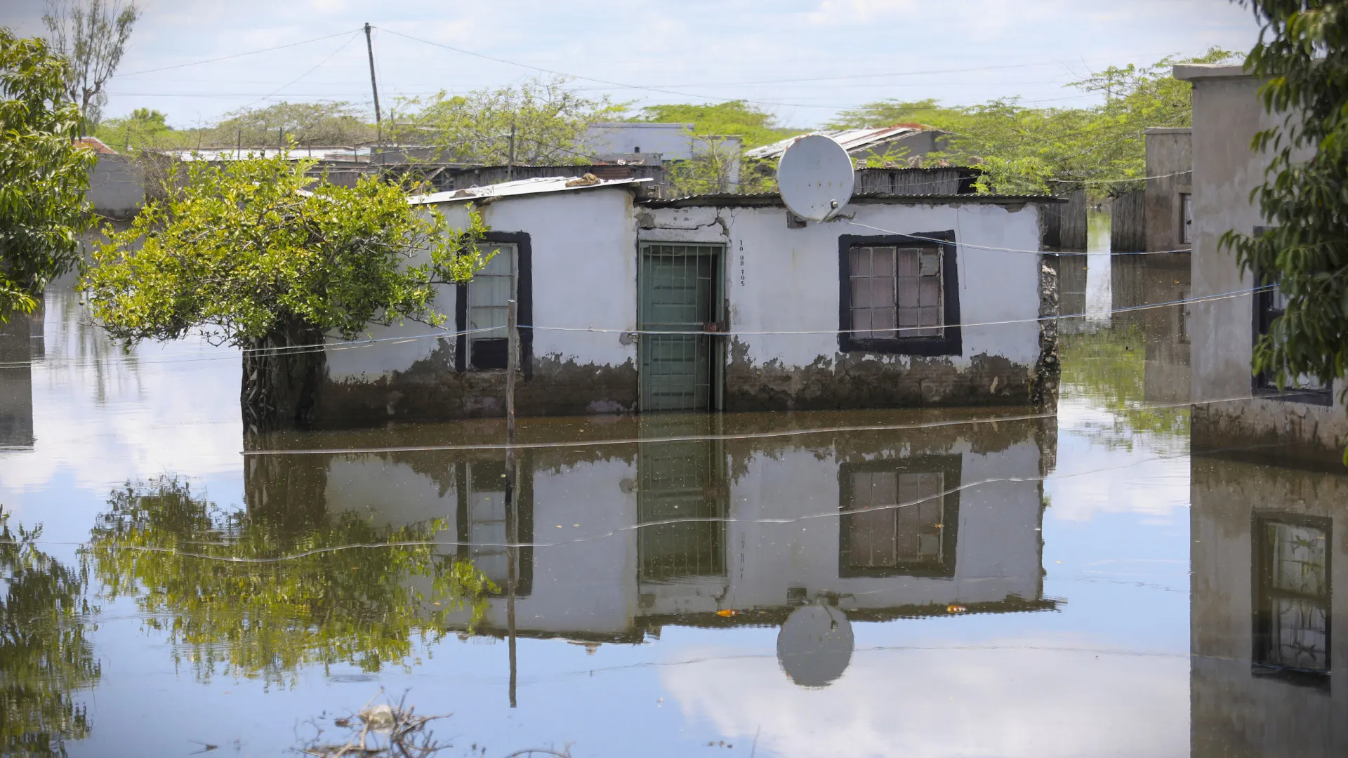 
                    Cheias em Moçambique fizeram 27 mortos e afetaram 724 mil pessoas
                