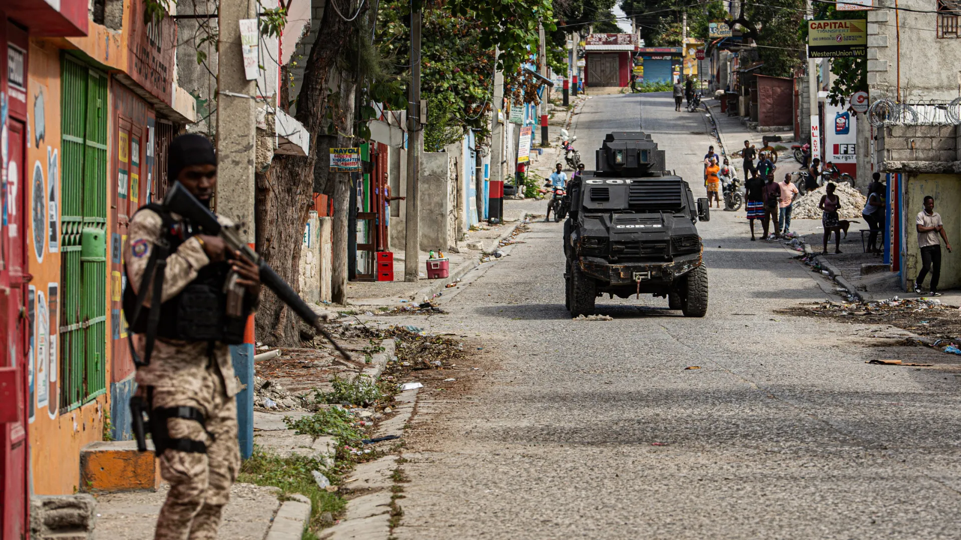 
                    Chade envia polícias para nova força anti-crime organizado no Haiti
                