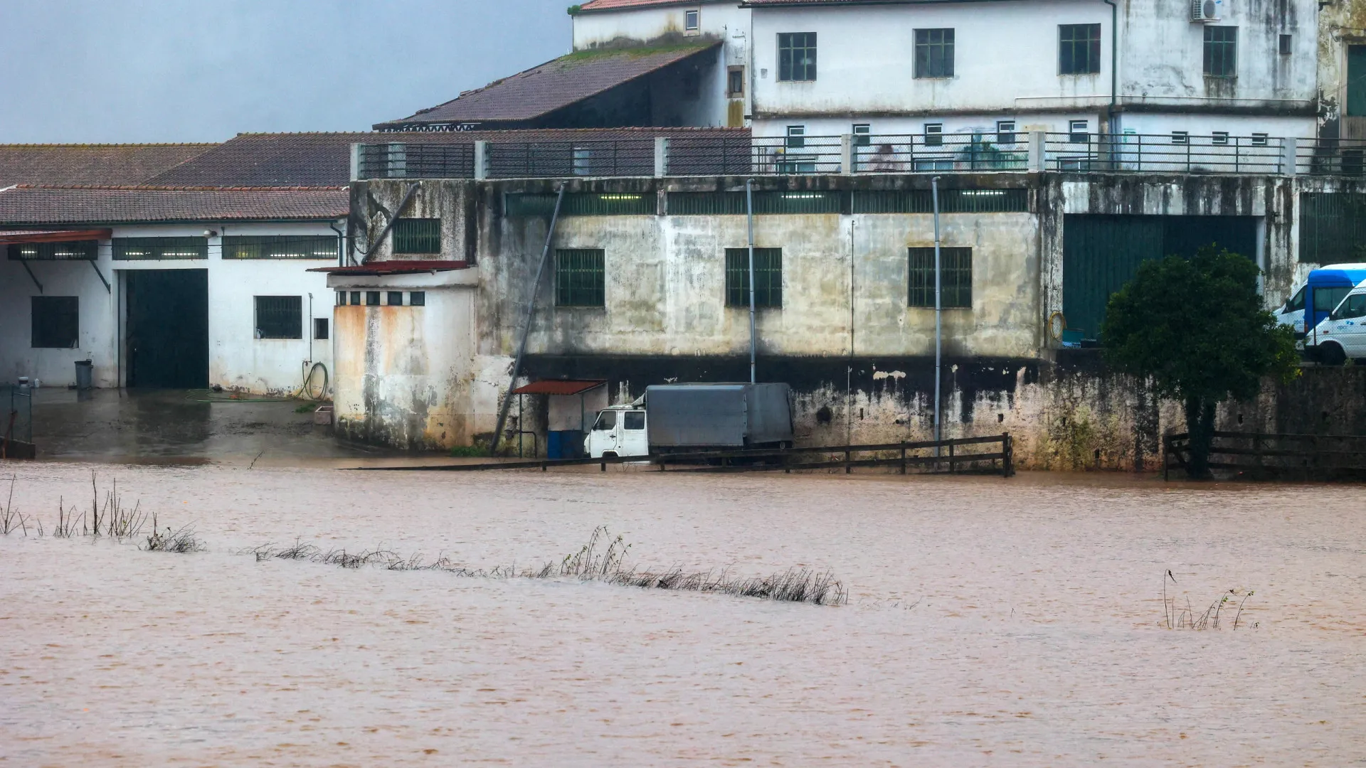 Empresários de Coimbra exigem medidas ajustadas à emergência económica
