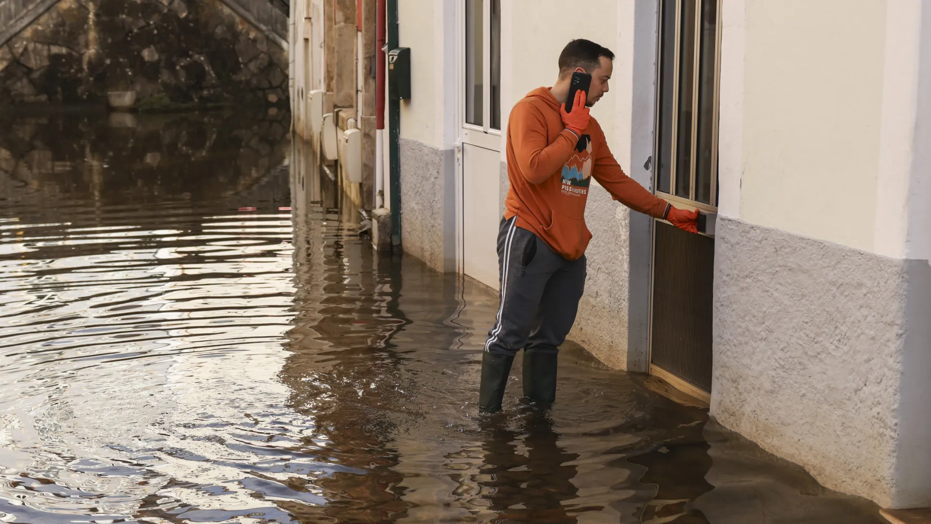 Chuvas. Solidariedade marca assembleia-geral da UCCLA em Macau