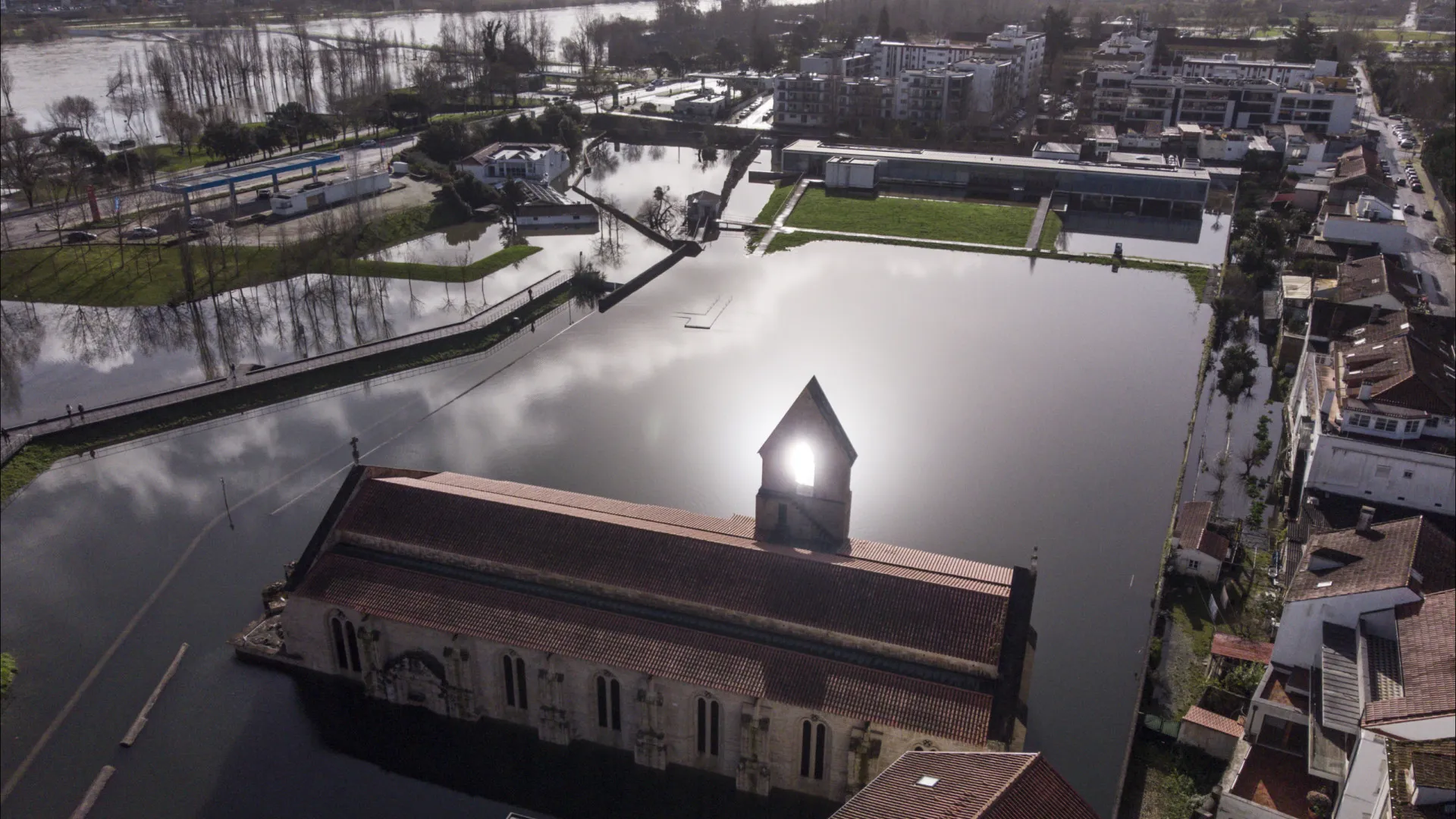 
                    Unidade Local de Saúde de Coimbra desativa planos de emergência
                