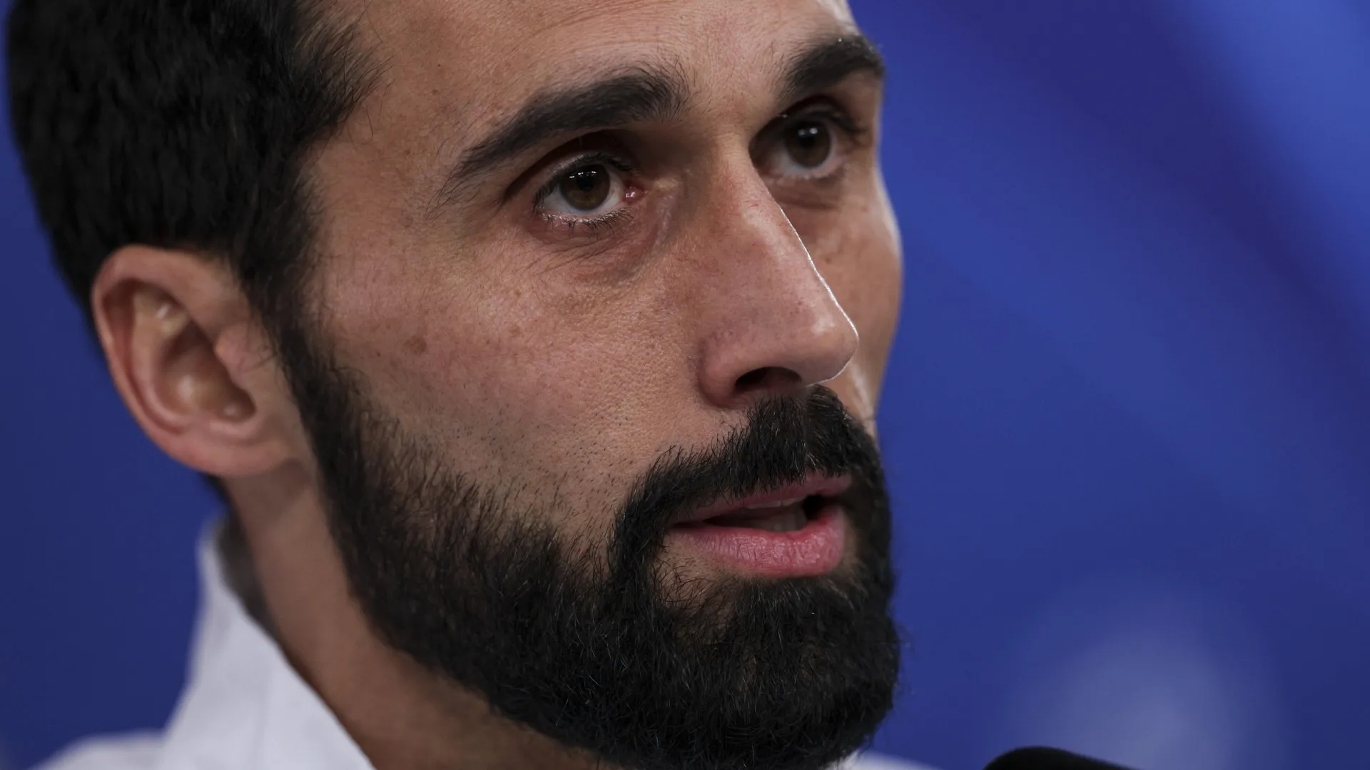 "Espanha não é um país racista". Arbeloa reage a cânticos islamófobos