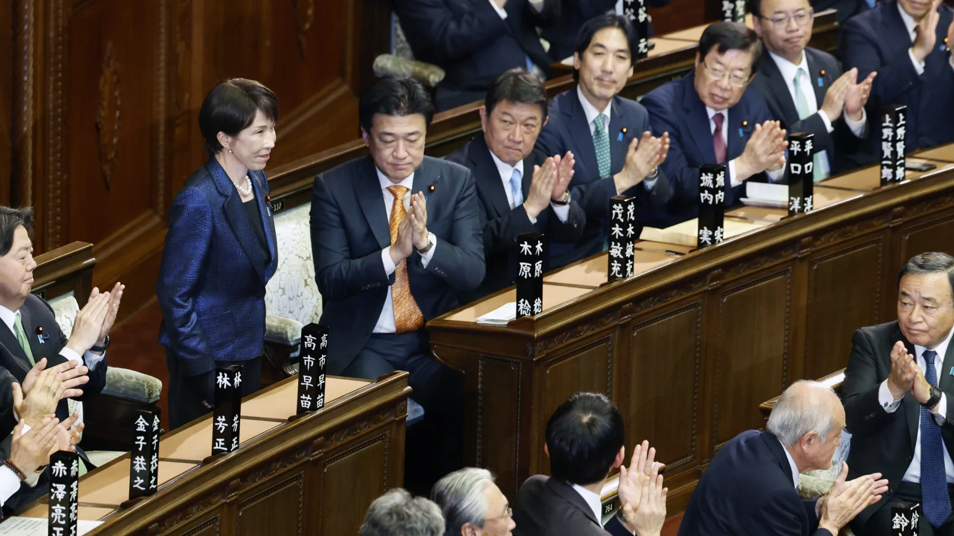 
                    Parlamento do Japão reelege Sanae Takaichi como primeira-ministra
                