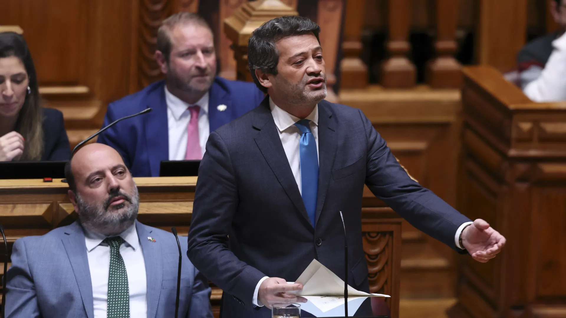 
                    Ventura acusa Montenegro de ter plano sem medidas concretas
                