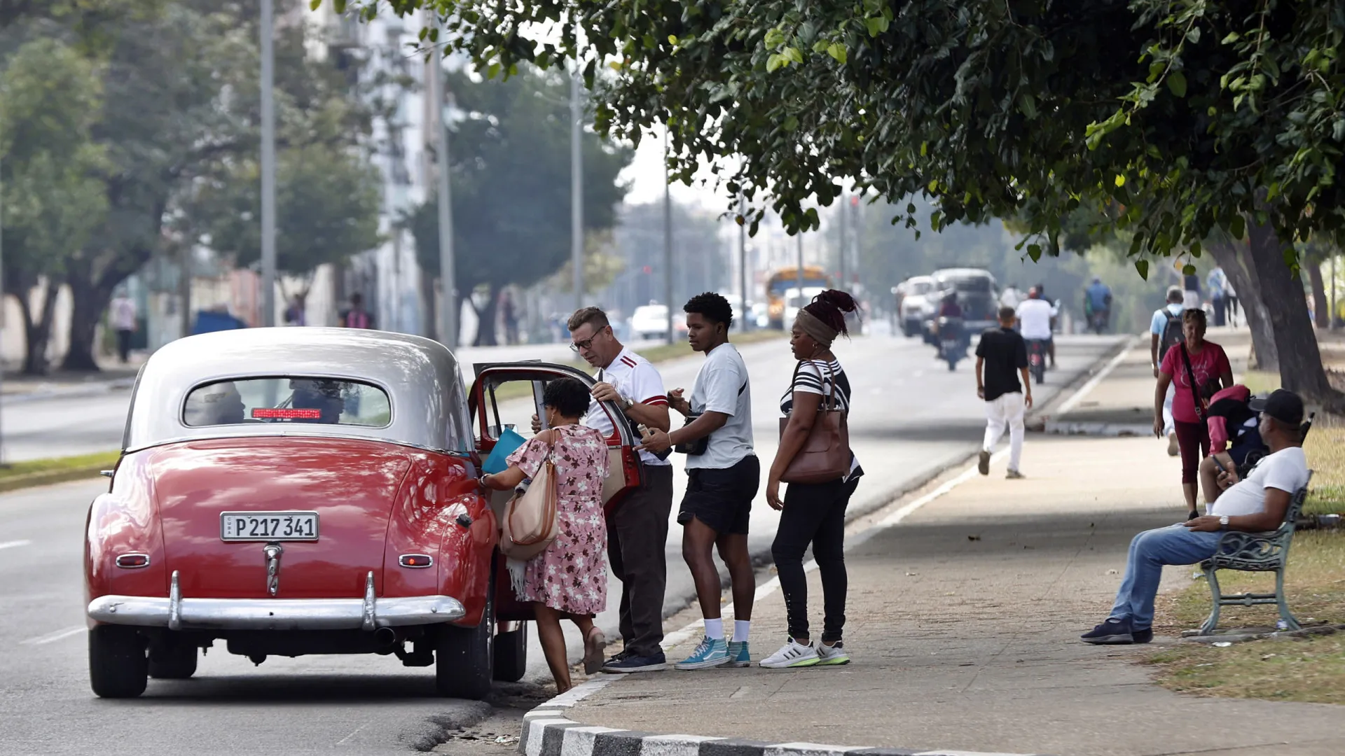 
                    Sistema de saúde de Cuba perto do colapso devido ao bloqueio dos EUA
                