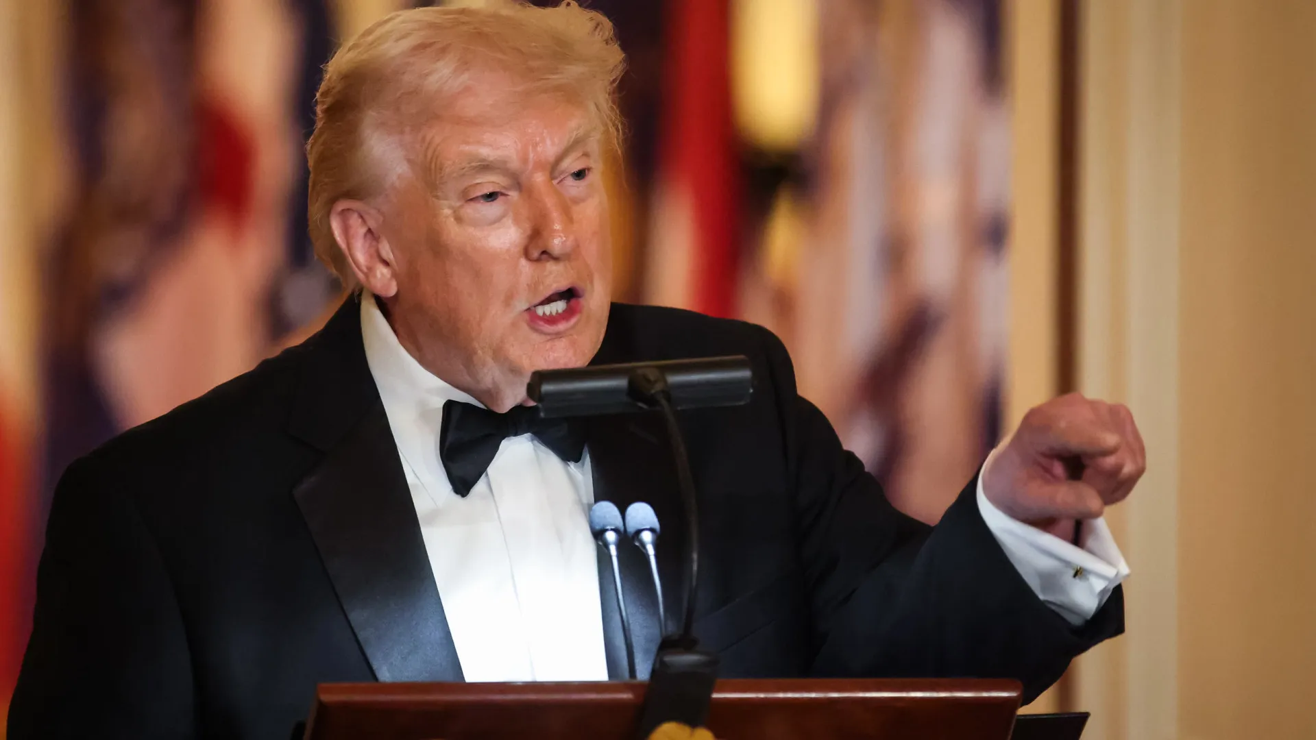 
                    Trump anunciou que vai enviar 