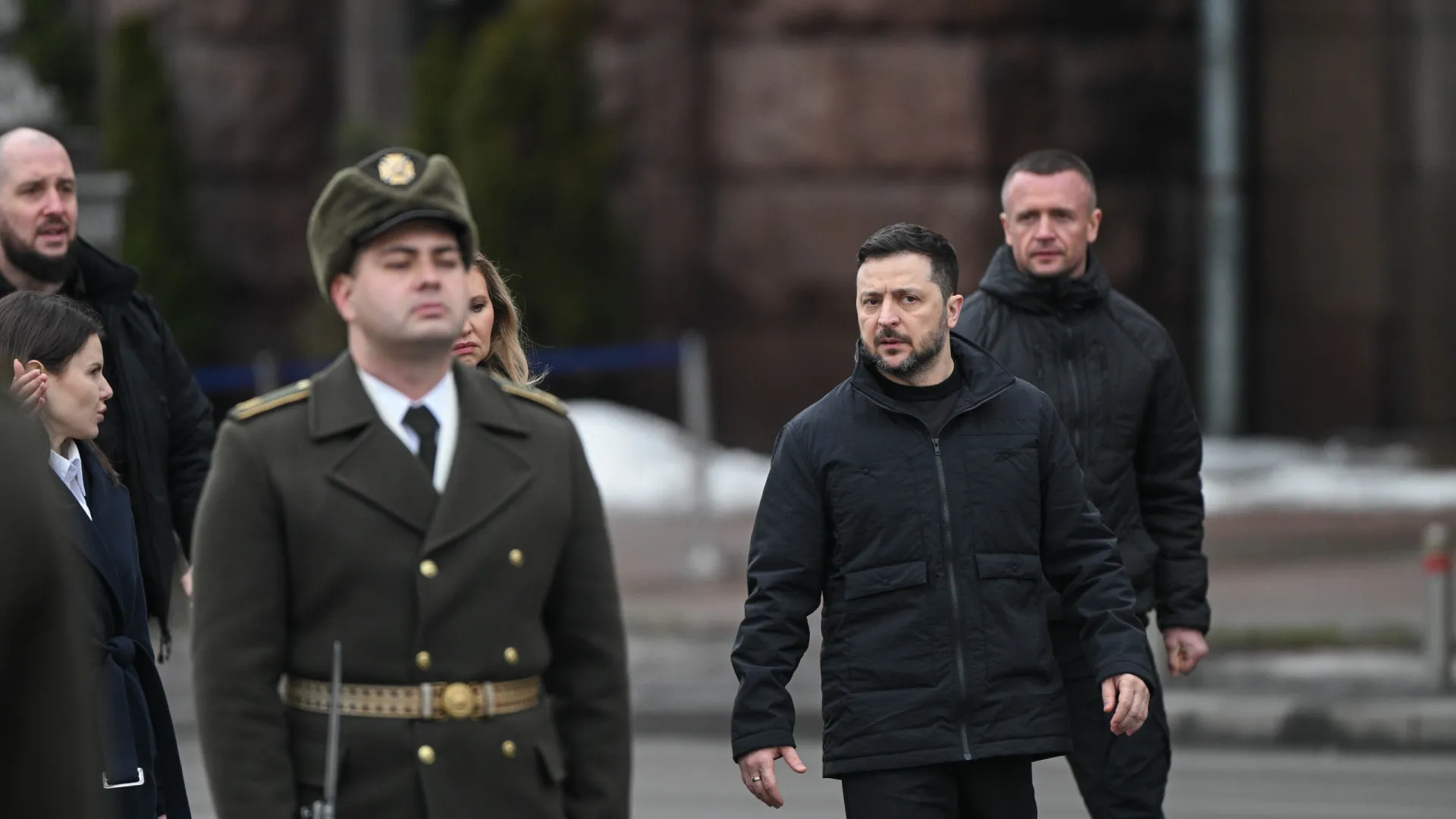 Zelensky teme falta de munições na defesa aérea se guerra se prolongar