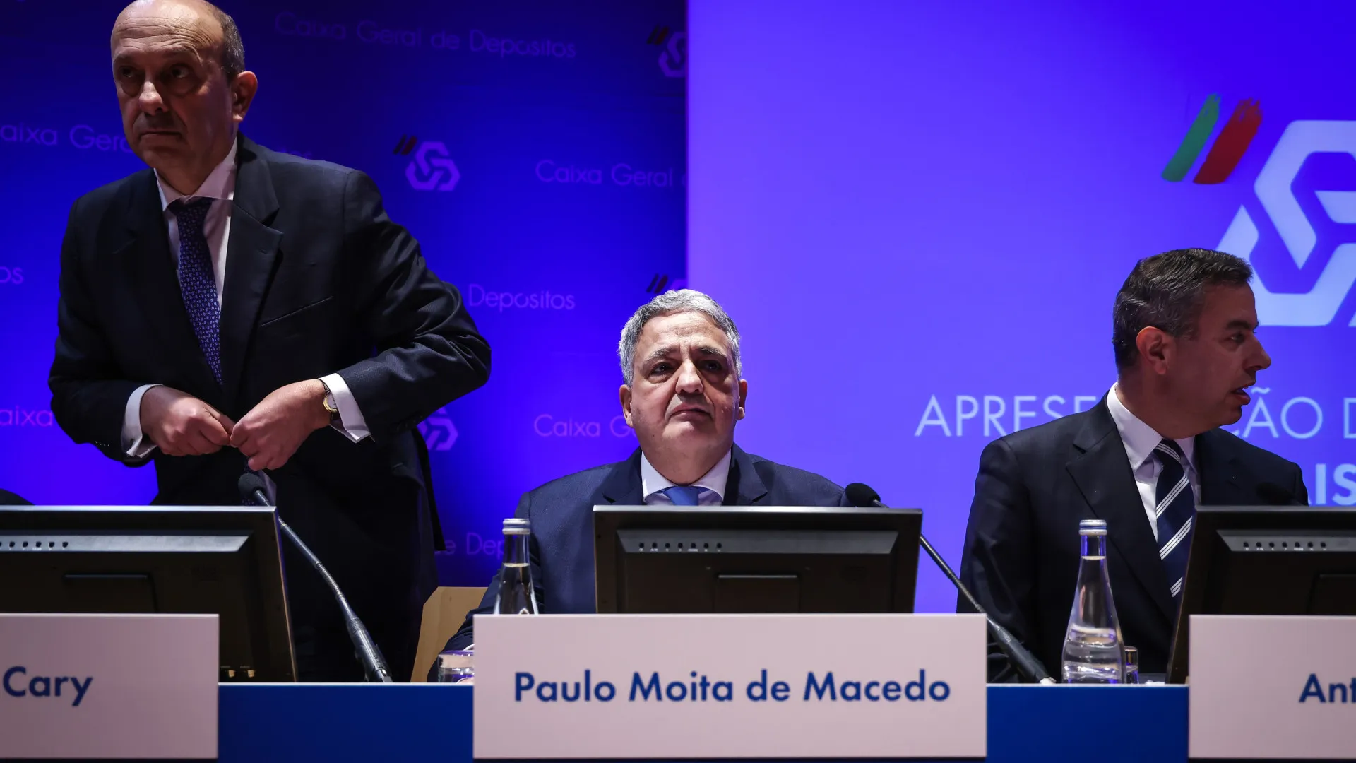 
                    CGD recebeu mil pedidos de moratórias no valor de quase 100 milhões
                