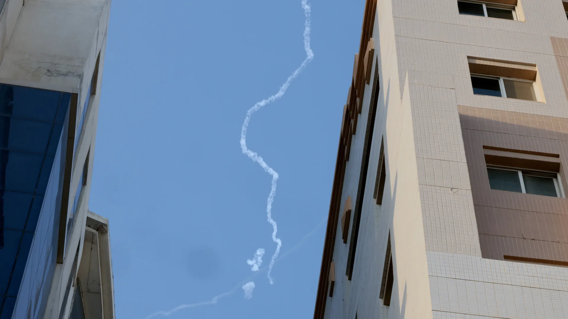 Várias explosões na capital do Qatar, diz governo local