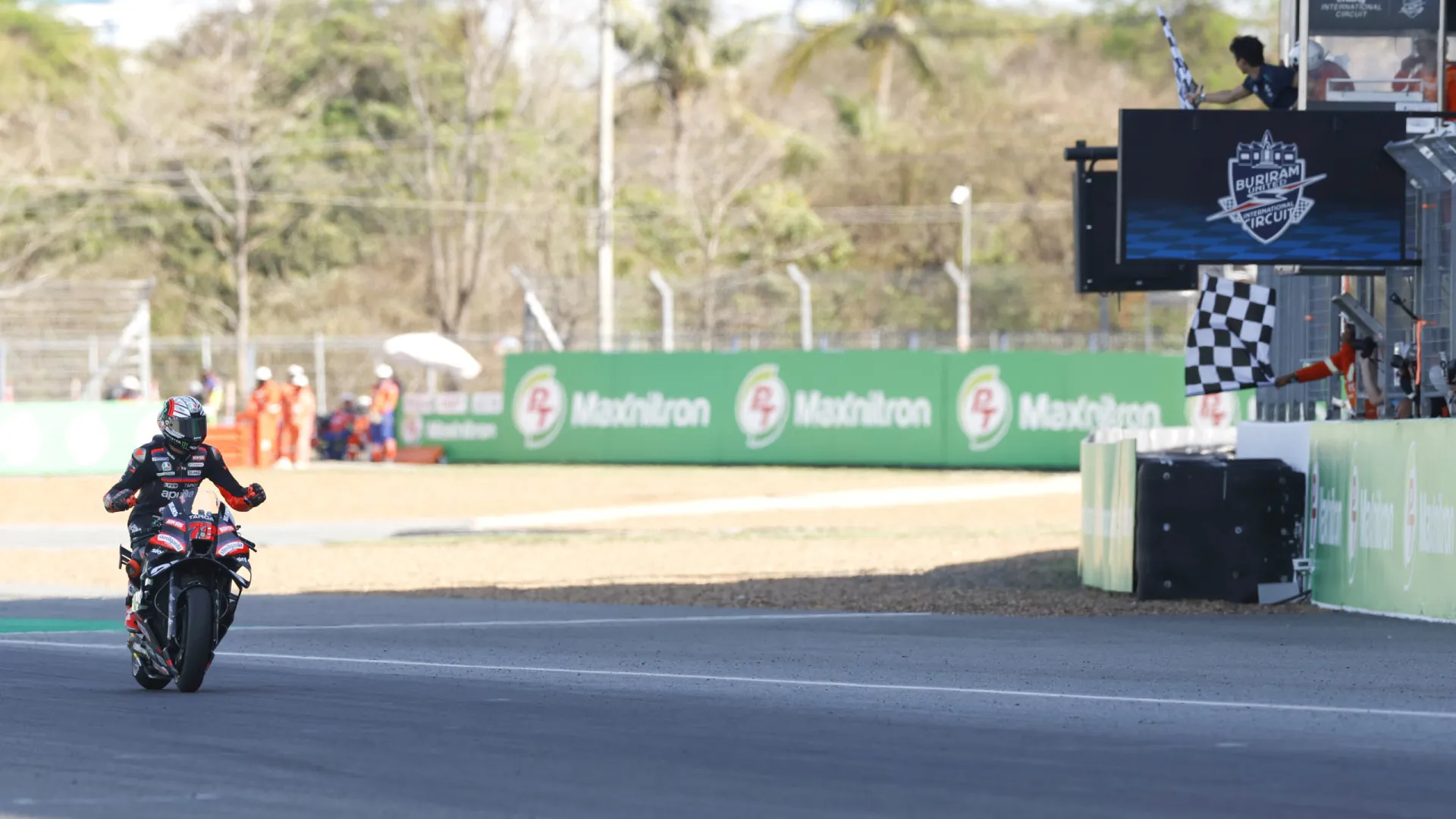 
                    Marco Bezzechi vence o GP da Tailândia de MotoGP
                