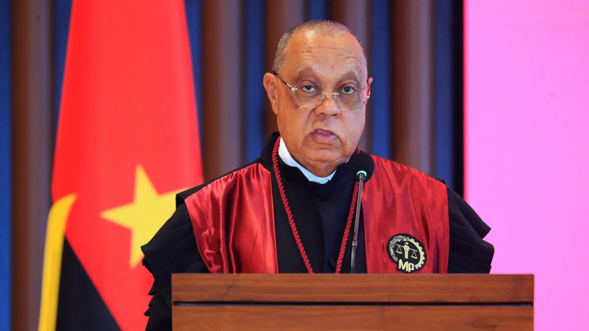 Angola pediu ao Chipre para bloquear 80 milhões de libras ilícitas