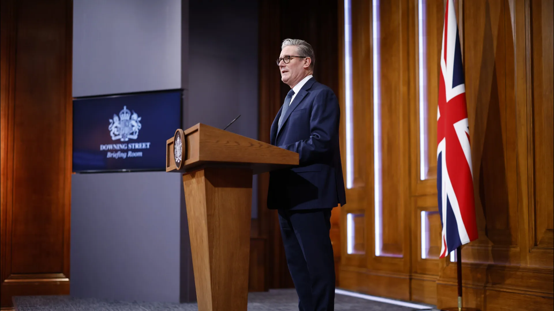 
                    Reino Unido vai enviar mais meios militares para o Qatar
                