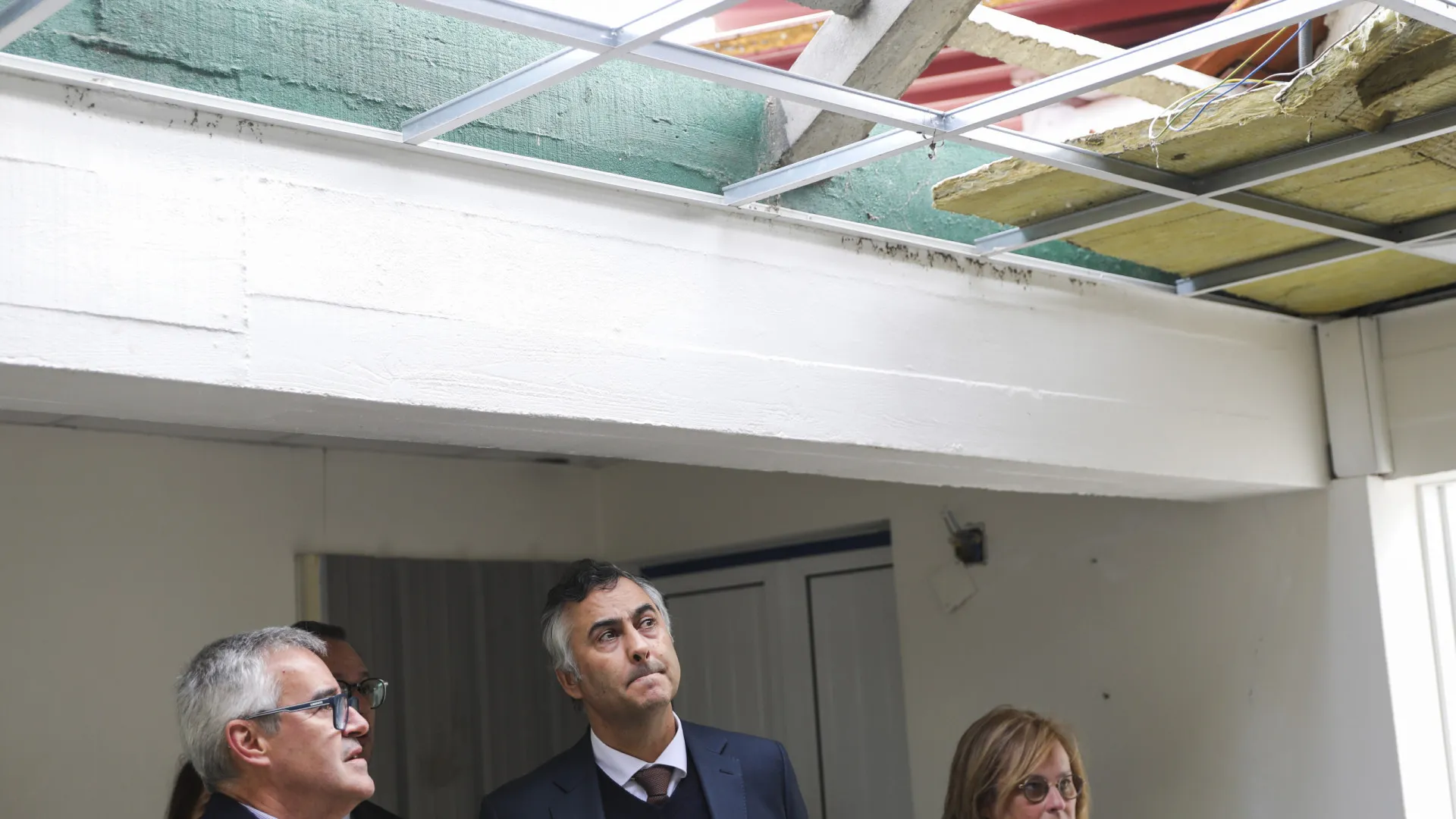 
                    Reconstrução de escolas assentará em modelo que suporte ventos ciclónicos
                