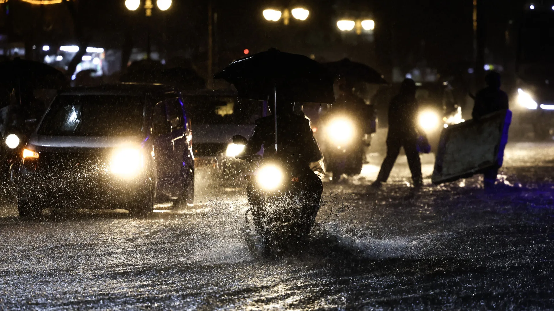 
                    Chuvas torrenciais causaram pelo menos 81 mortos no Quénia 
                