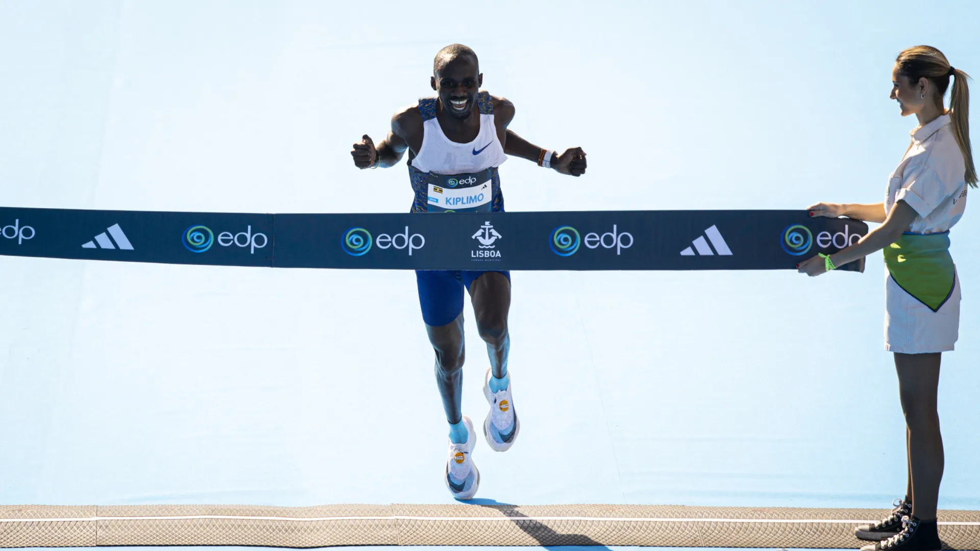 Ugandês Jacob Kiplimo bate recorde do mundo na Meia Maratona de Lisboa