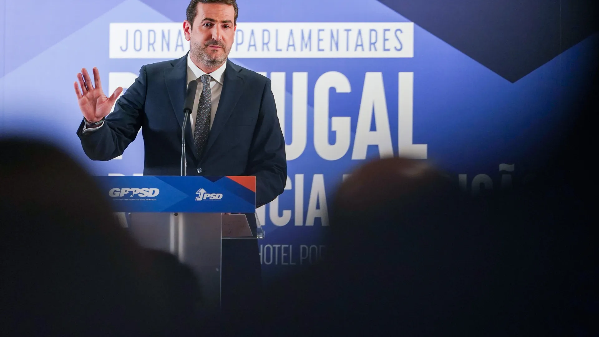 Acordo? Hugo Soares pede ao PS que evite "morte do diálogo social"