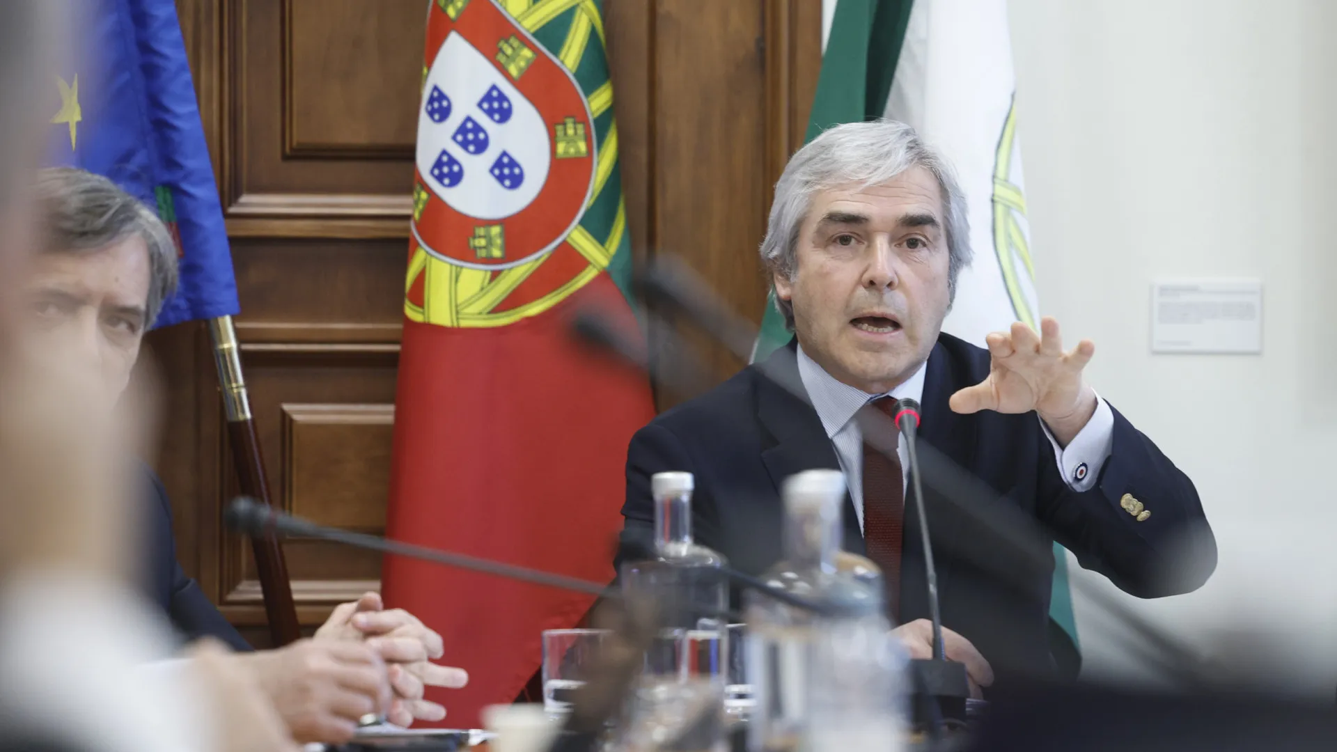 
                    Nuno Melo diz que contactou autarca de Leiria e não obteve resposta
                