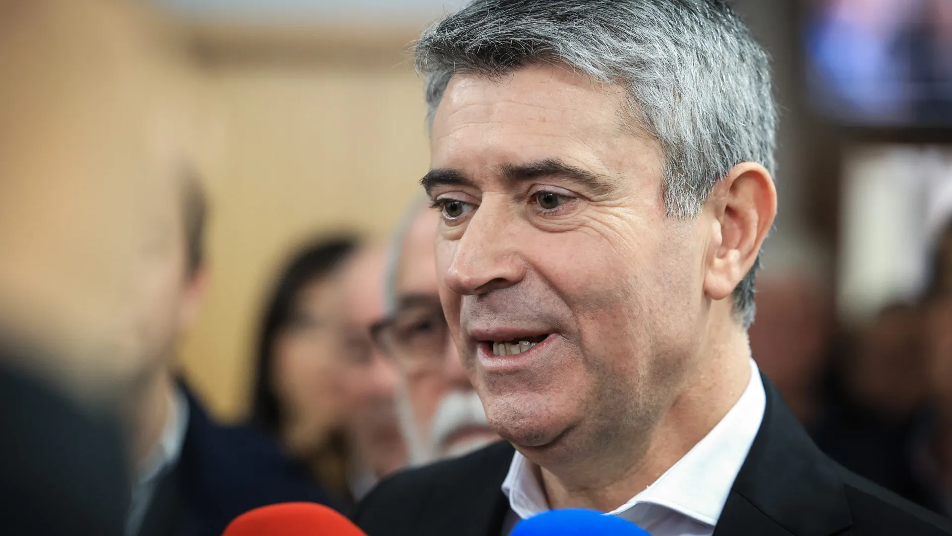 Governo? "Provas de incompetência na resposta a problemas fundamentais"