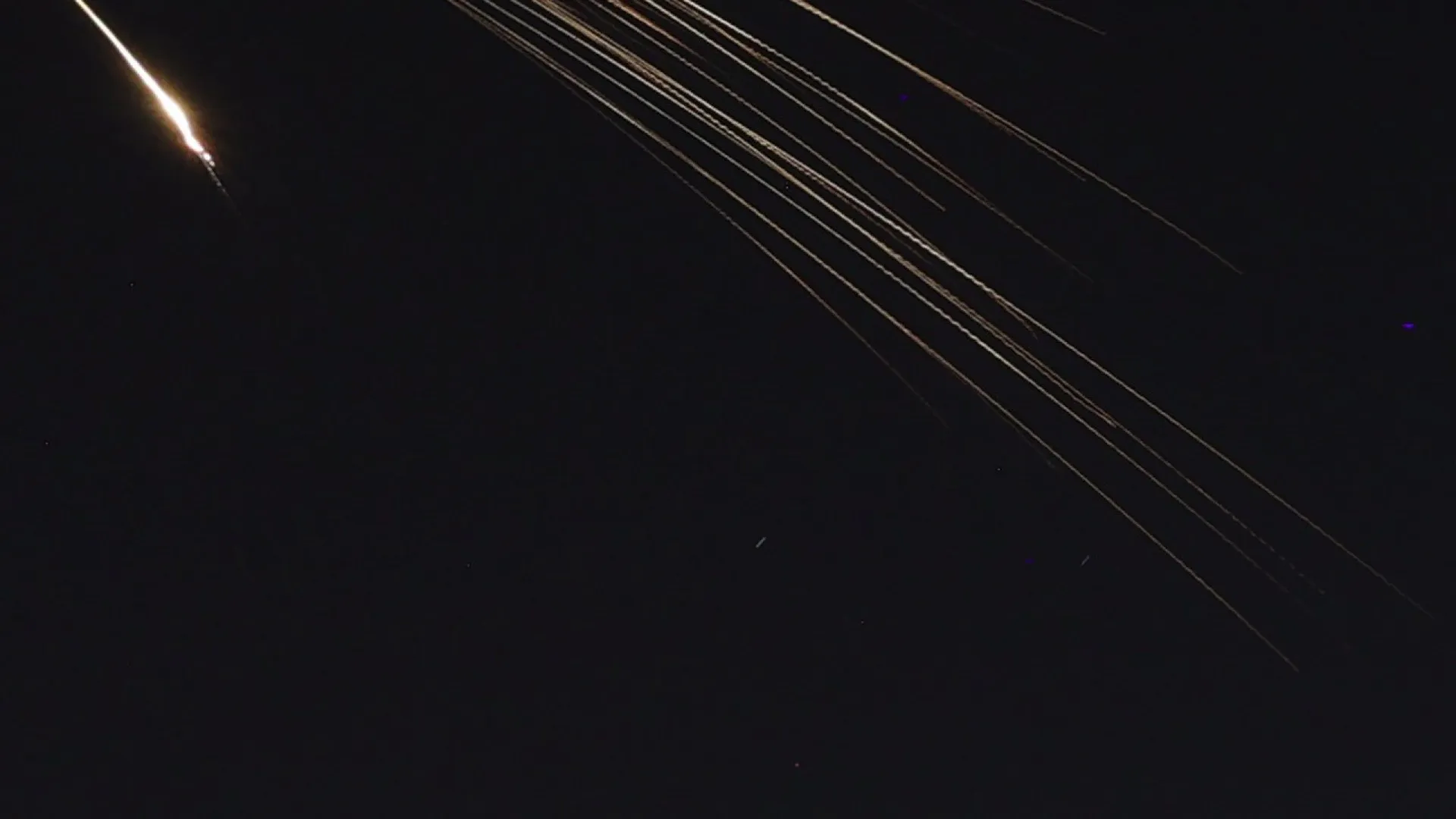 Estados do Golfo anunciam estar a responder a novos ataques iranianos