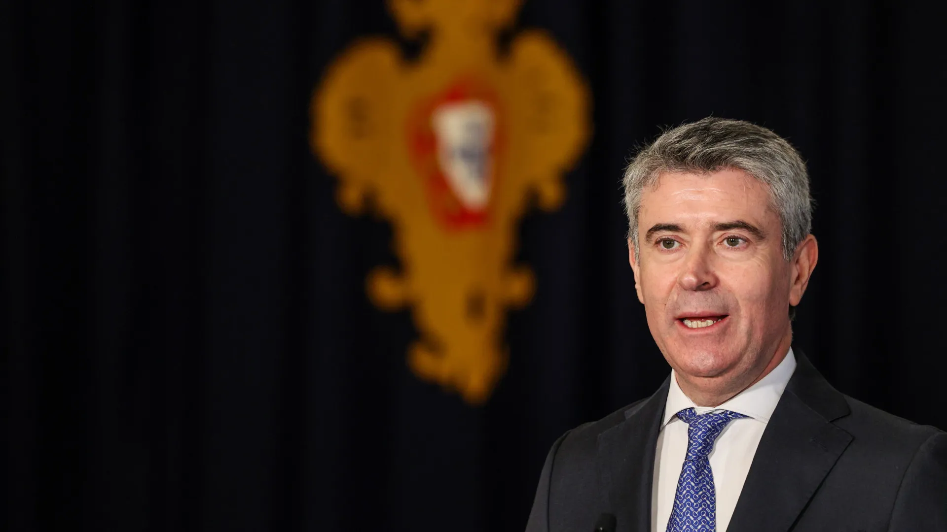 
                    Venezuela disponível para tratar situação de luso-venezuelanos, diz PS
                