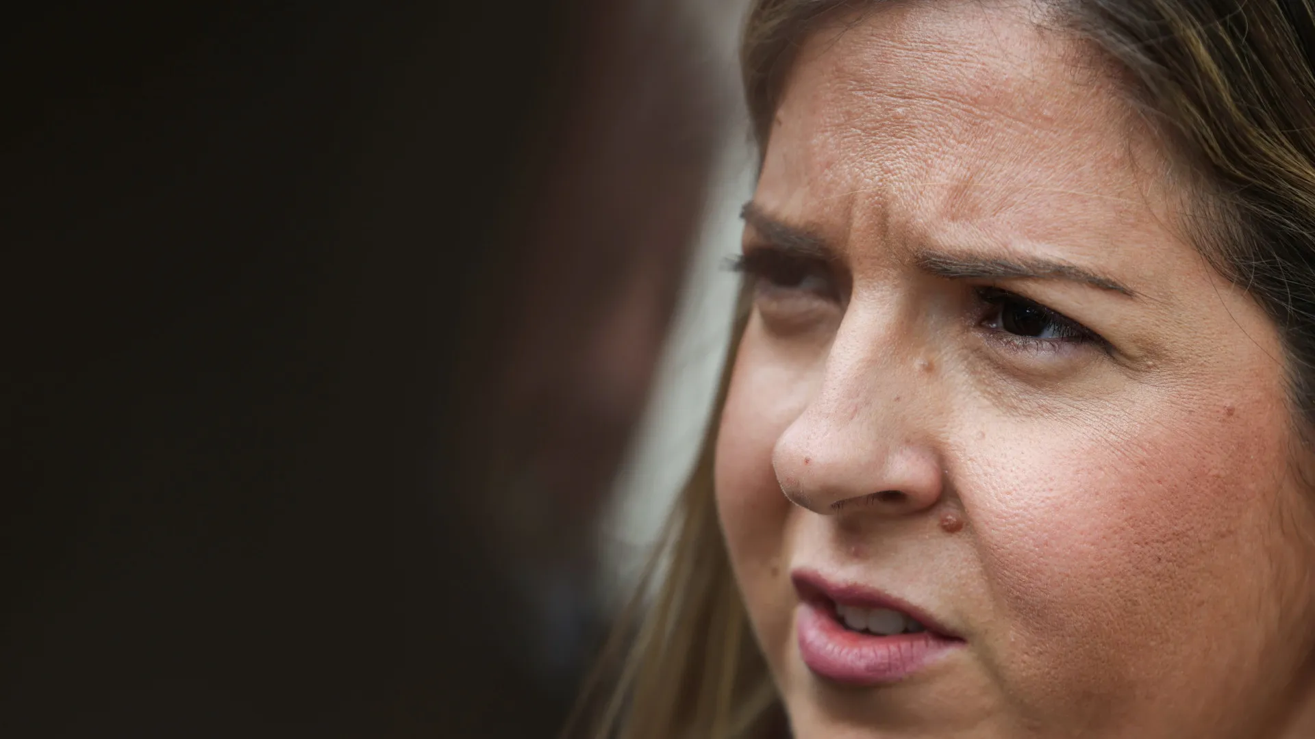 
                    Ministra do Desporto recebe FC Porto para enquadrar incidentes no andebol
                