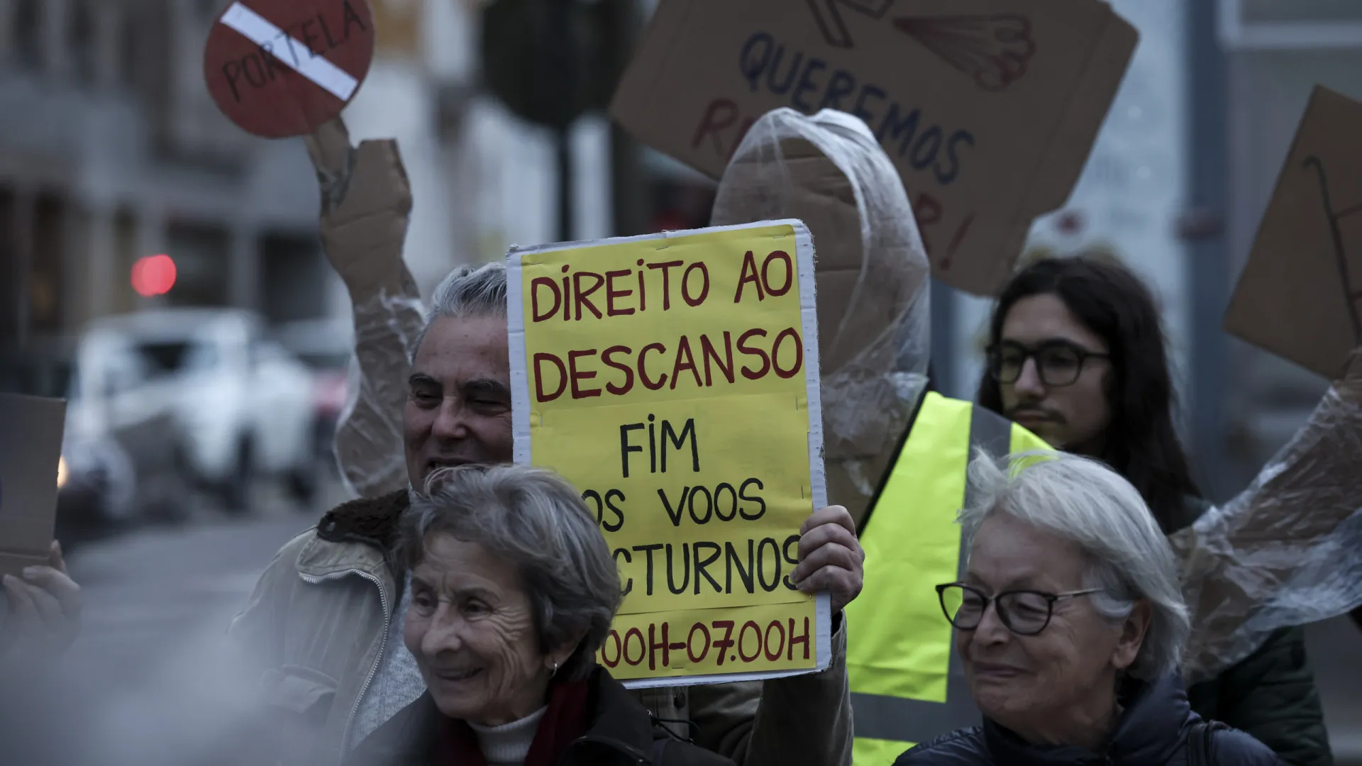 
                    Programa para aliviar ruído dos aviões deve ser lançado em maio em Lisboa
                