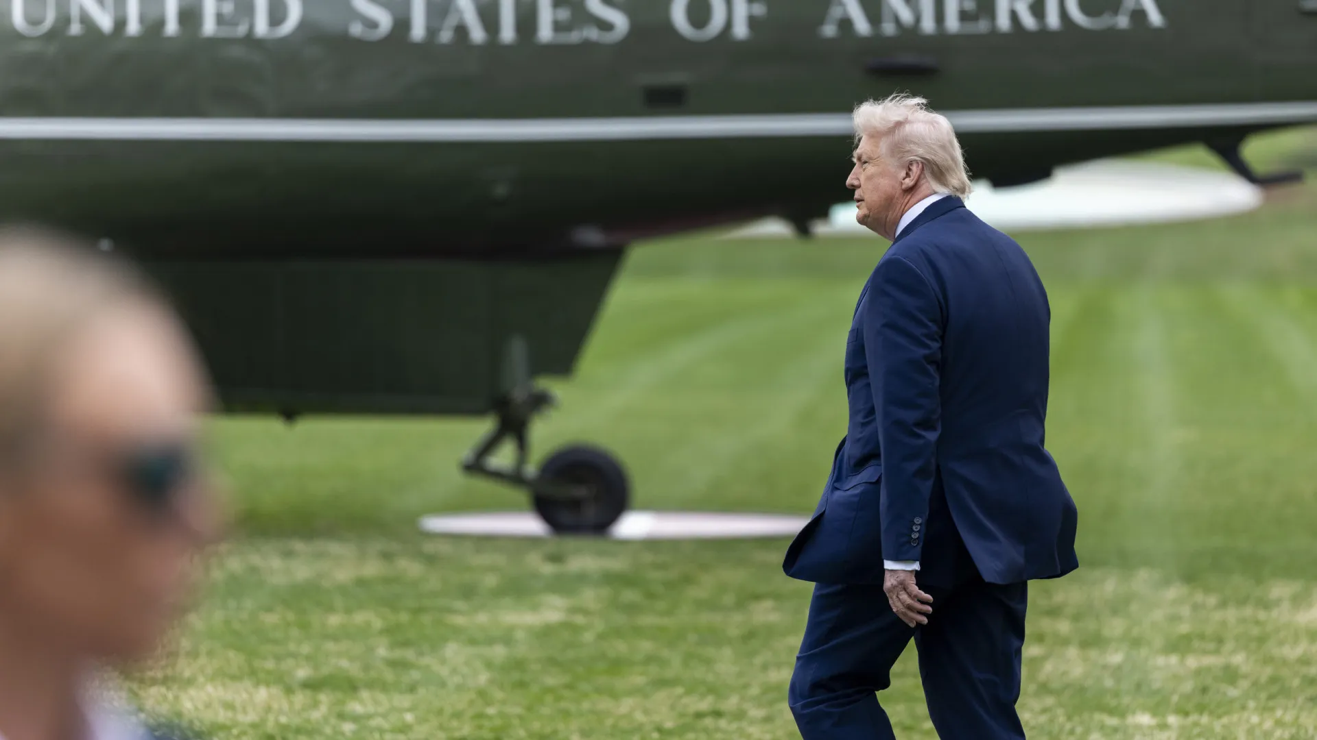 Trump negoceia com "político iraniano respeitado" (mas não o identifica)