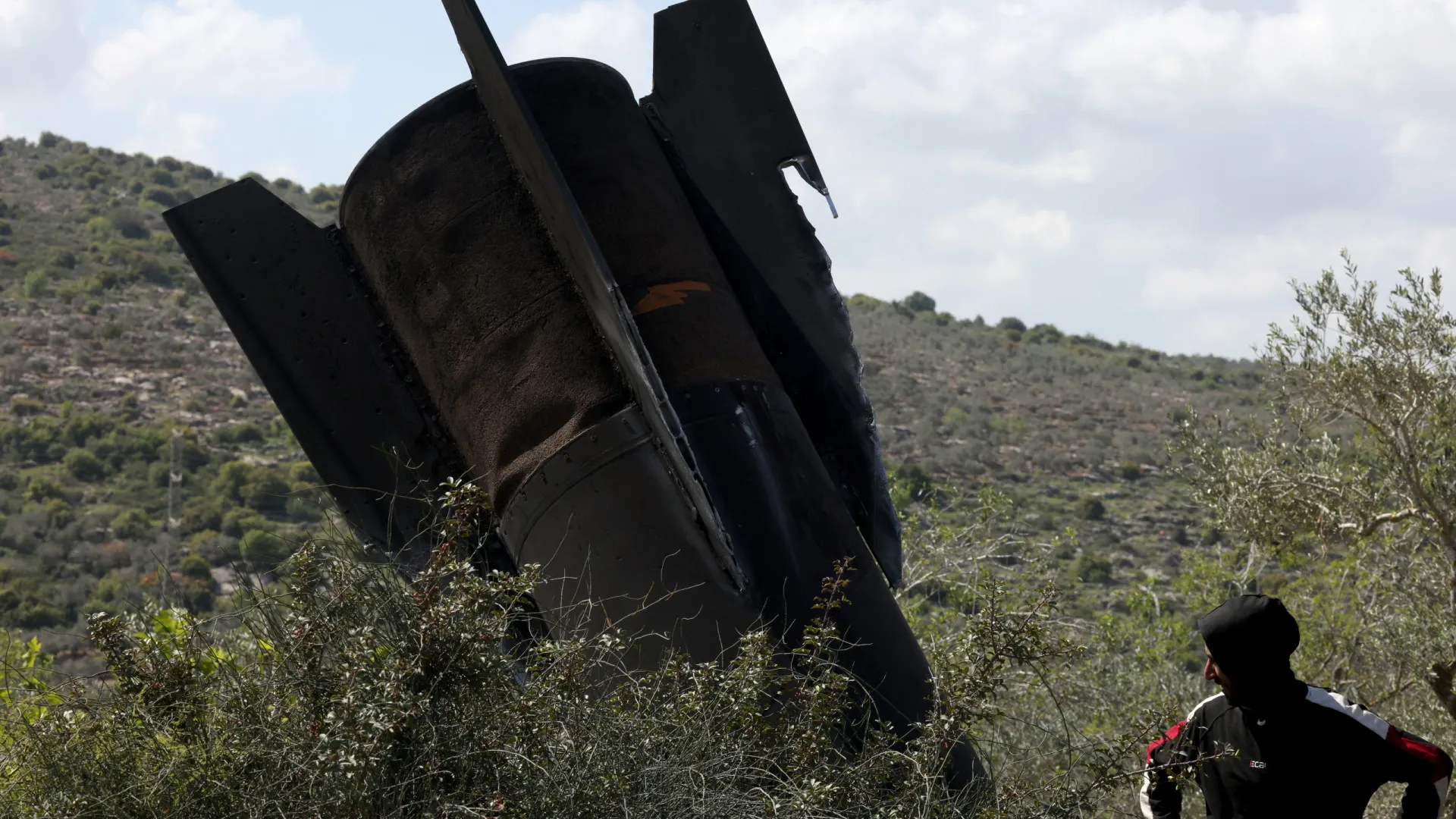 
                    Irão afirma ter atingido vários alvos em Israel e nos países do Golfo
                