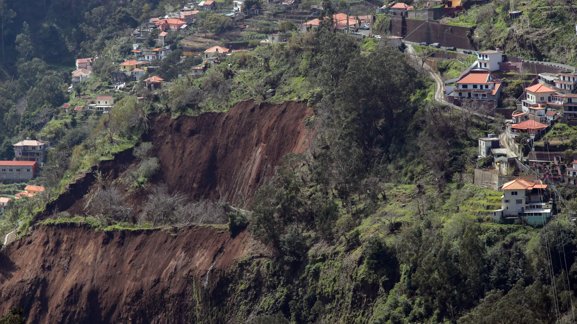 
                    Situação de derrocada na Madeira monitorizada 