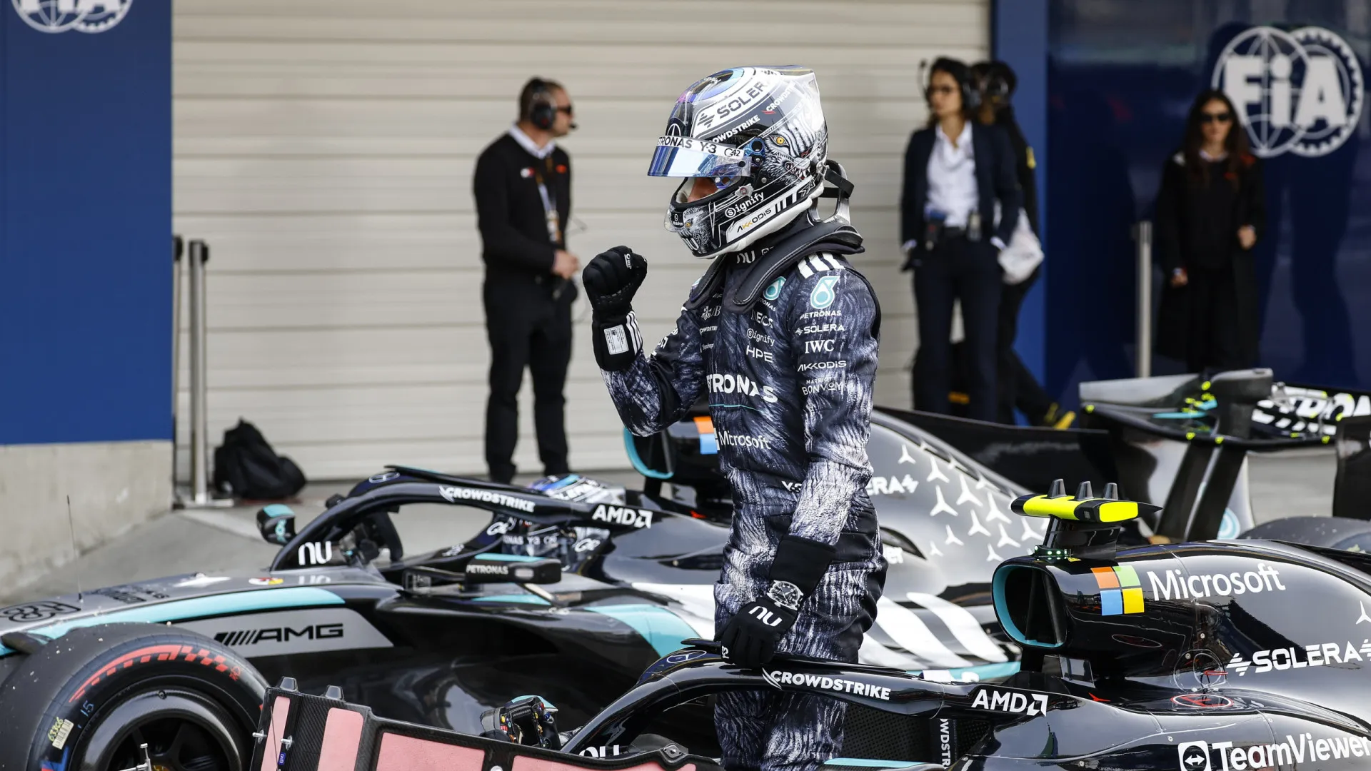 
                    Antonelli garante pole position no GP do Japão. Verstappen fora do top10
                