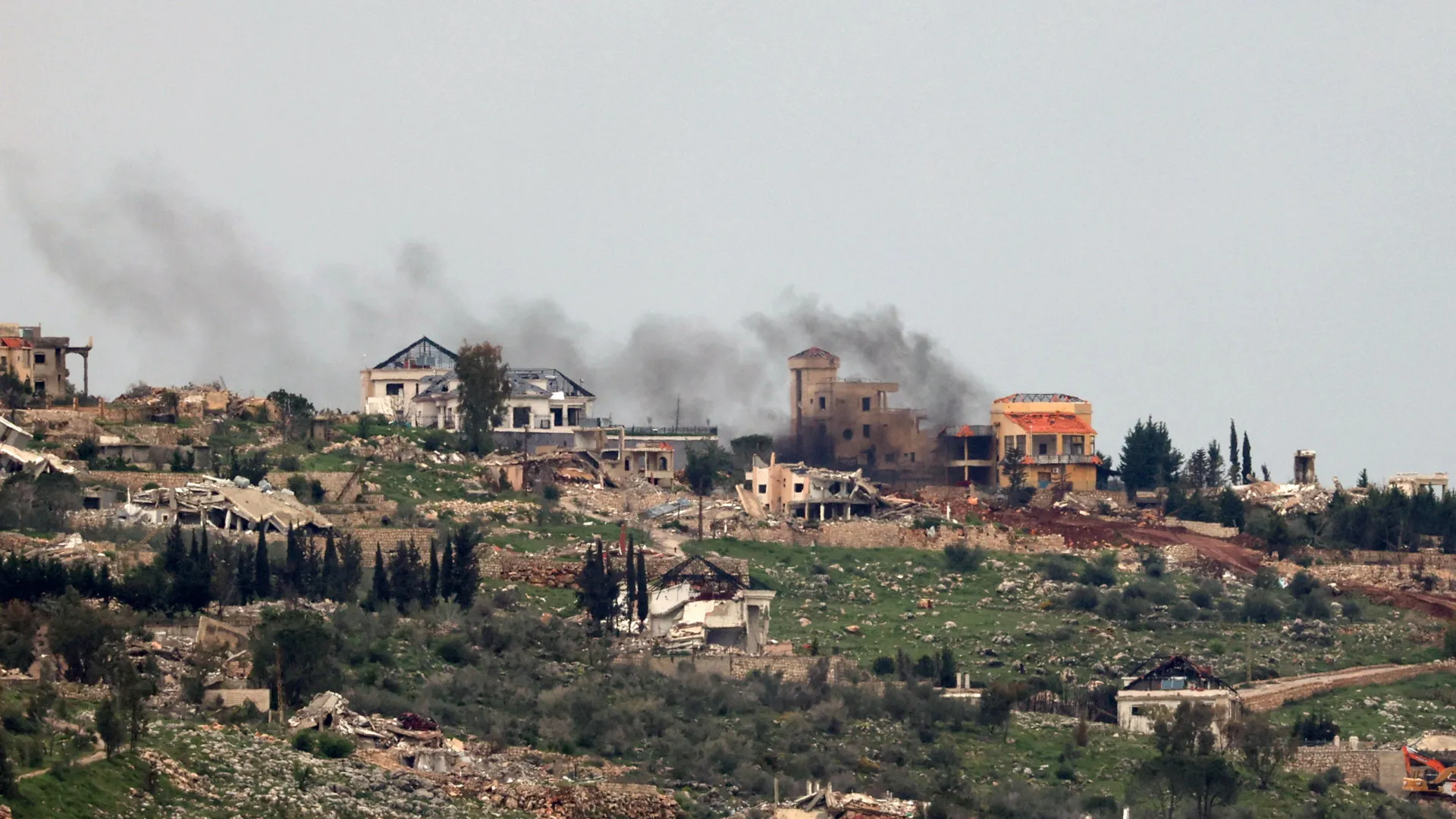 
                    Europa pressiona Israel e Hezbollah para cessar-fogo
                