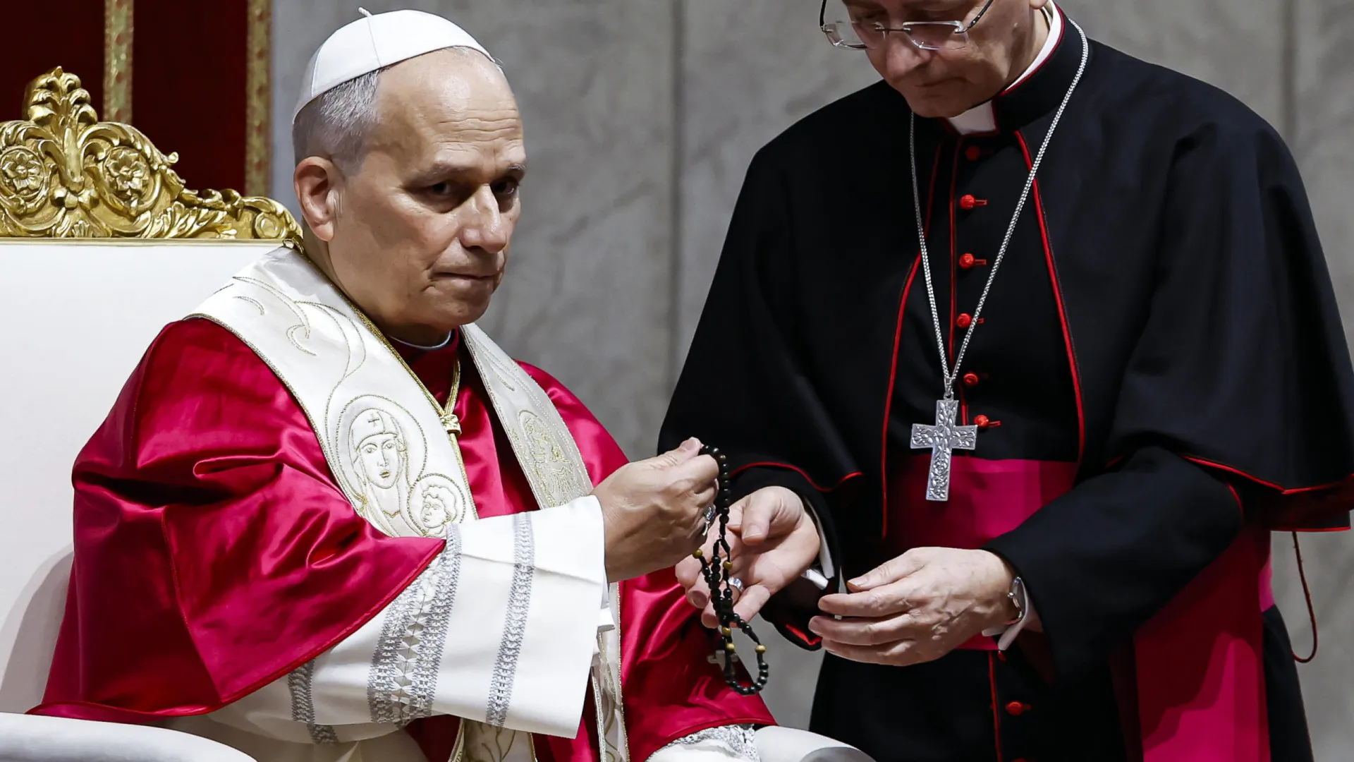 
                    Papa Leão XIV contra quem promove a guerra em oração pela paz no Vaticano
                