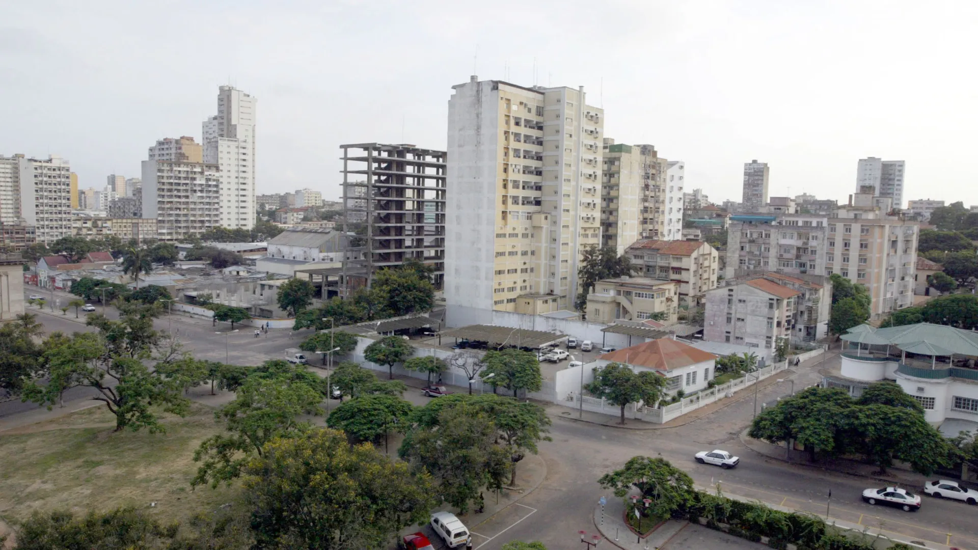 
                    Dois detidos por alegado envolvimento no rapto de português em Maputo
                