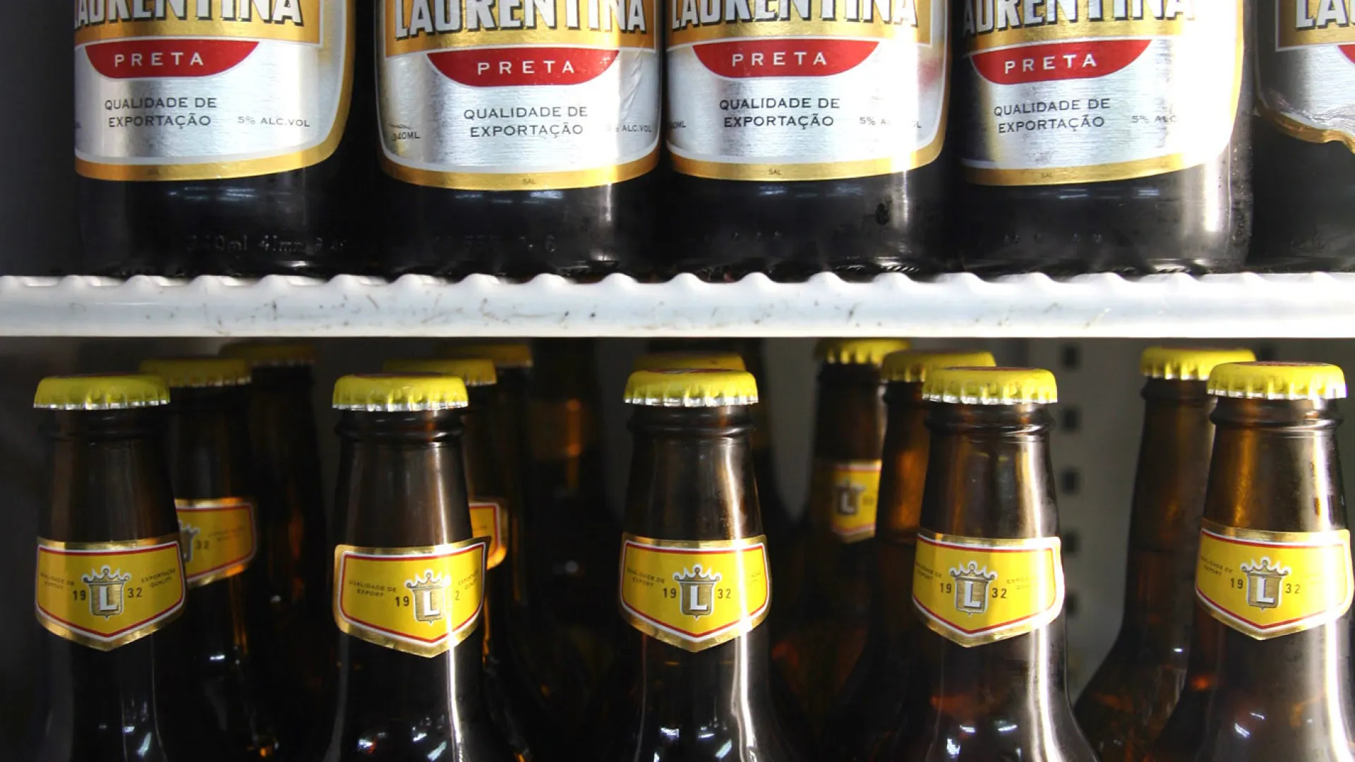 
                    Cervejas de Moçambique reforçam produção com compra de 33 mil toneladas de milho
                