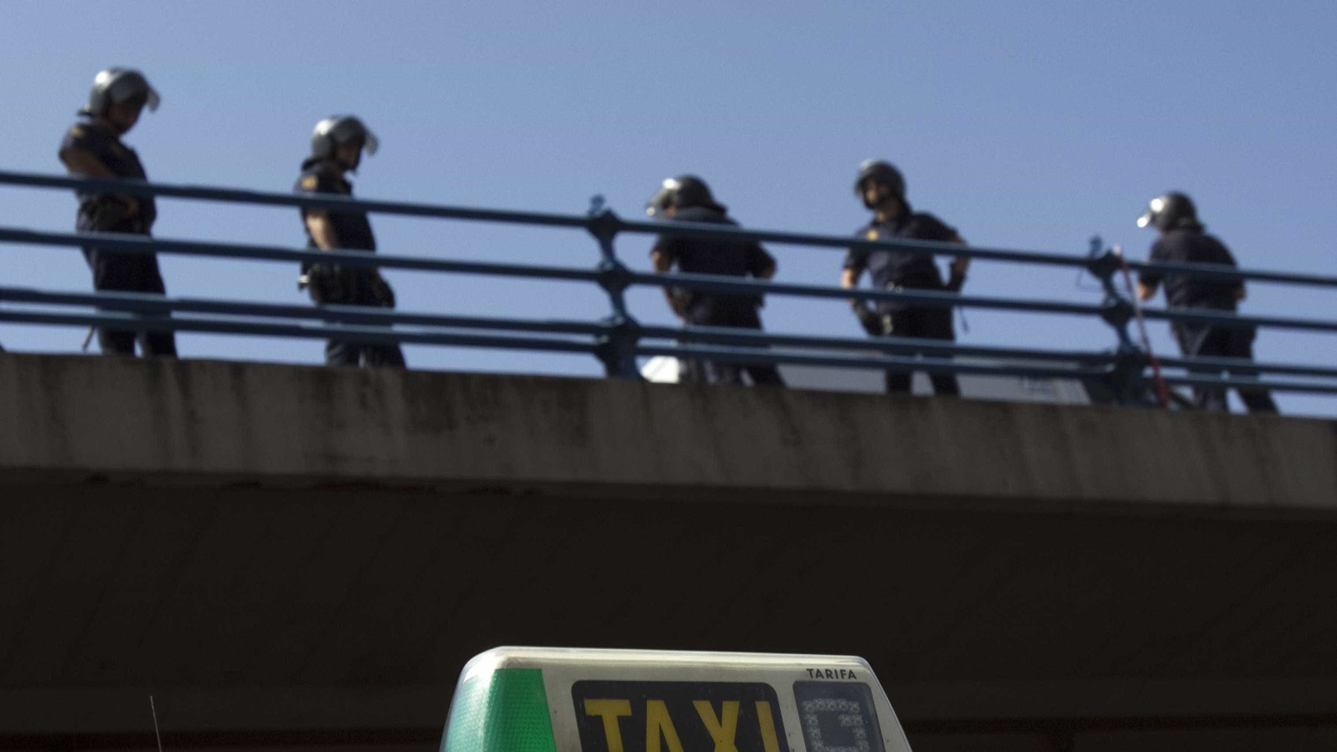 Taxista morre esfaqueado por passageiro nos arredores de Madrid