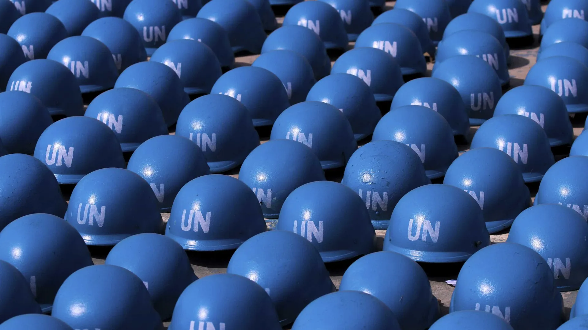 França condena disparos israelitas contra missão da ONU no Líbano