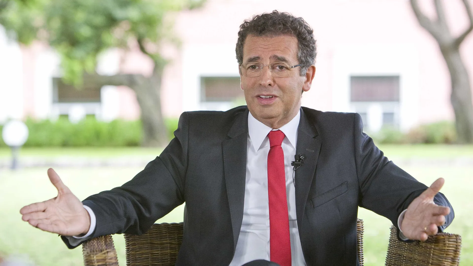 
                    Alterações à lei laboral vêm trazer 