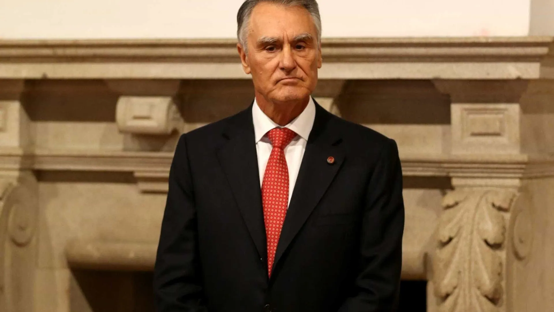 
                    Cavaco Silva lembra contributo de Balsemão para a Liberdade e Democracia
                