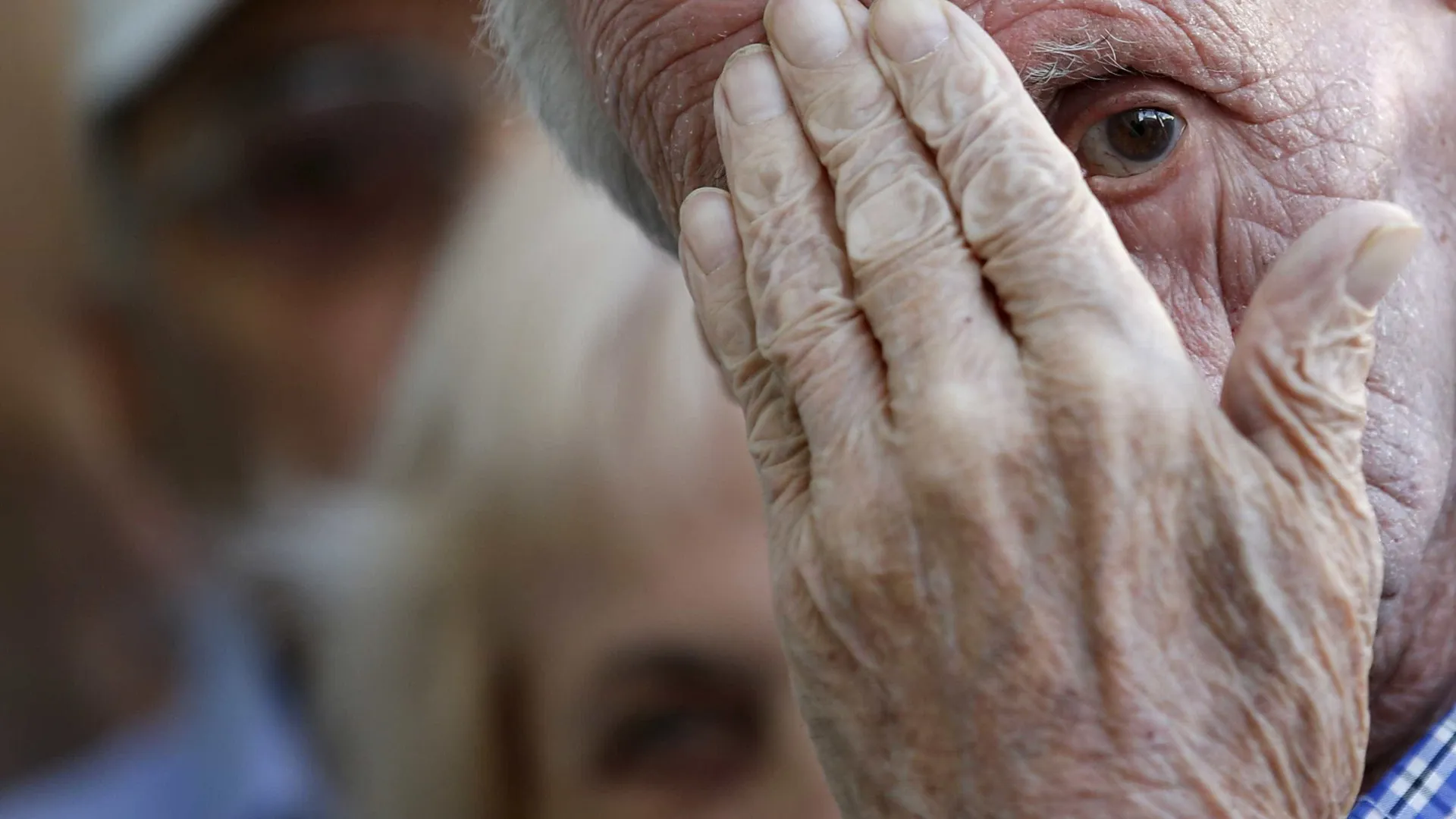 
                    Idosos que denunciam filhos por violência querem tratamento e não punição
                