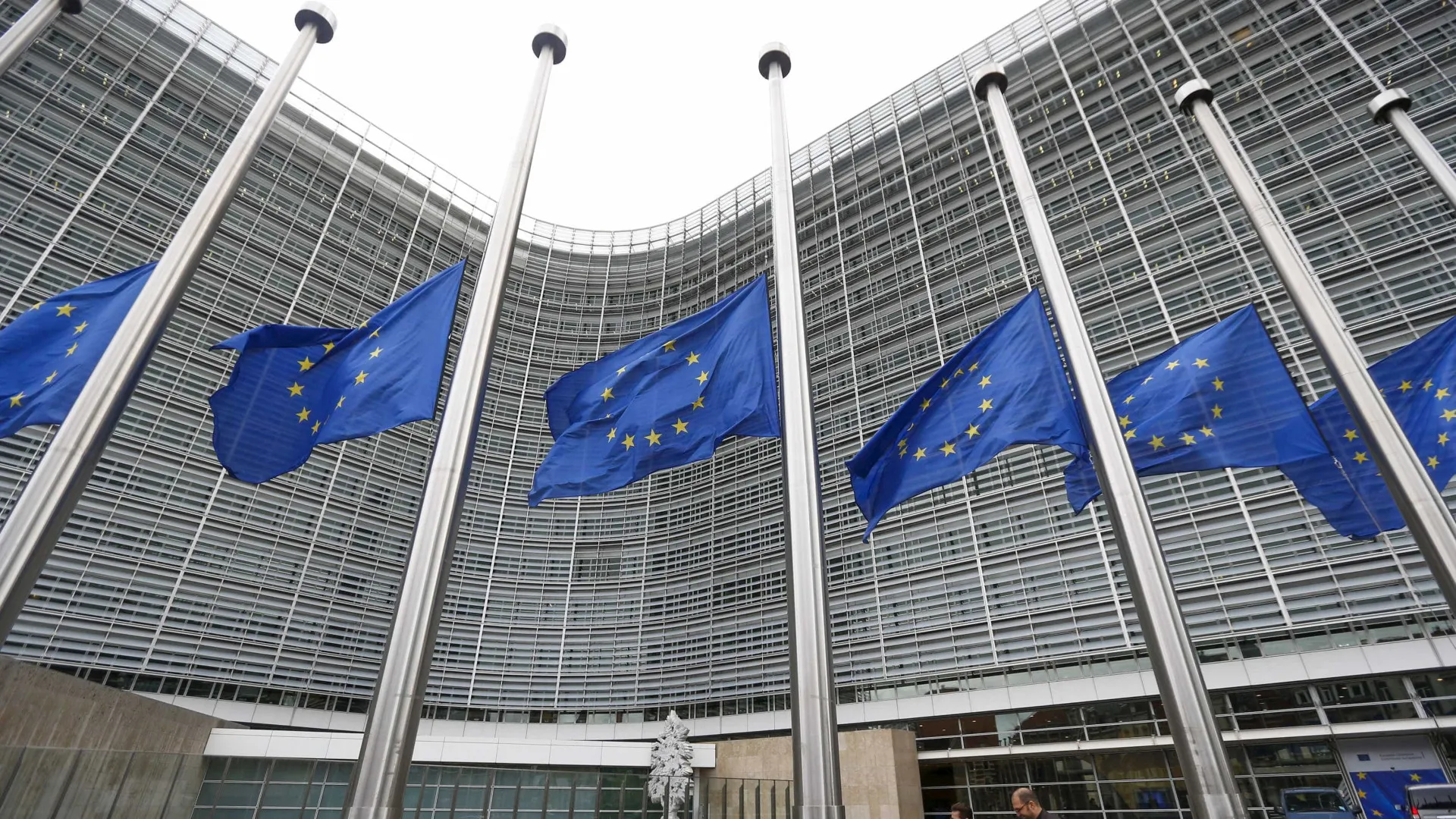 
                    UE renova sanções contra uso de armas químicas por mais um ano 
                