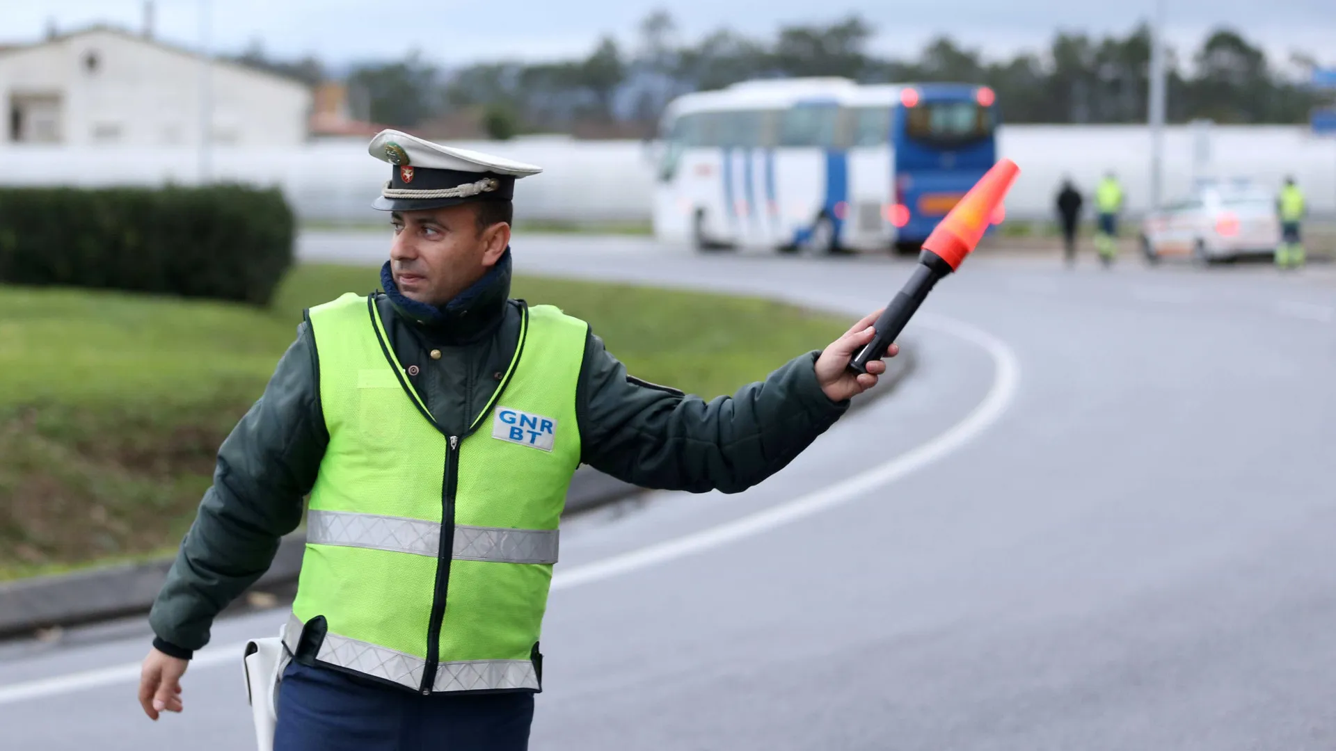 
                    Nove mortos nas estradas entre sexta-feira e domingo. Os dados da GNR
                