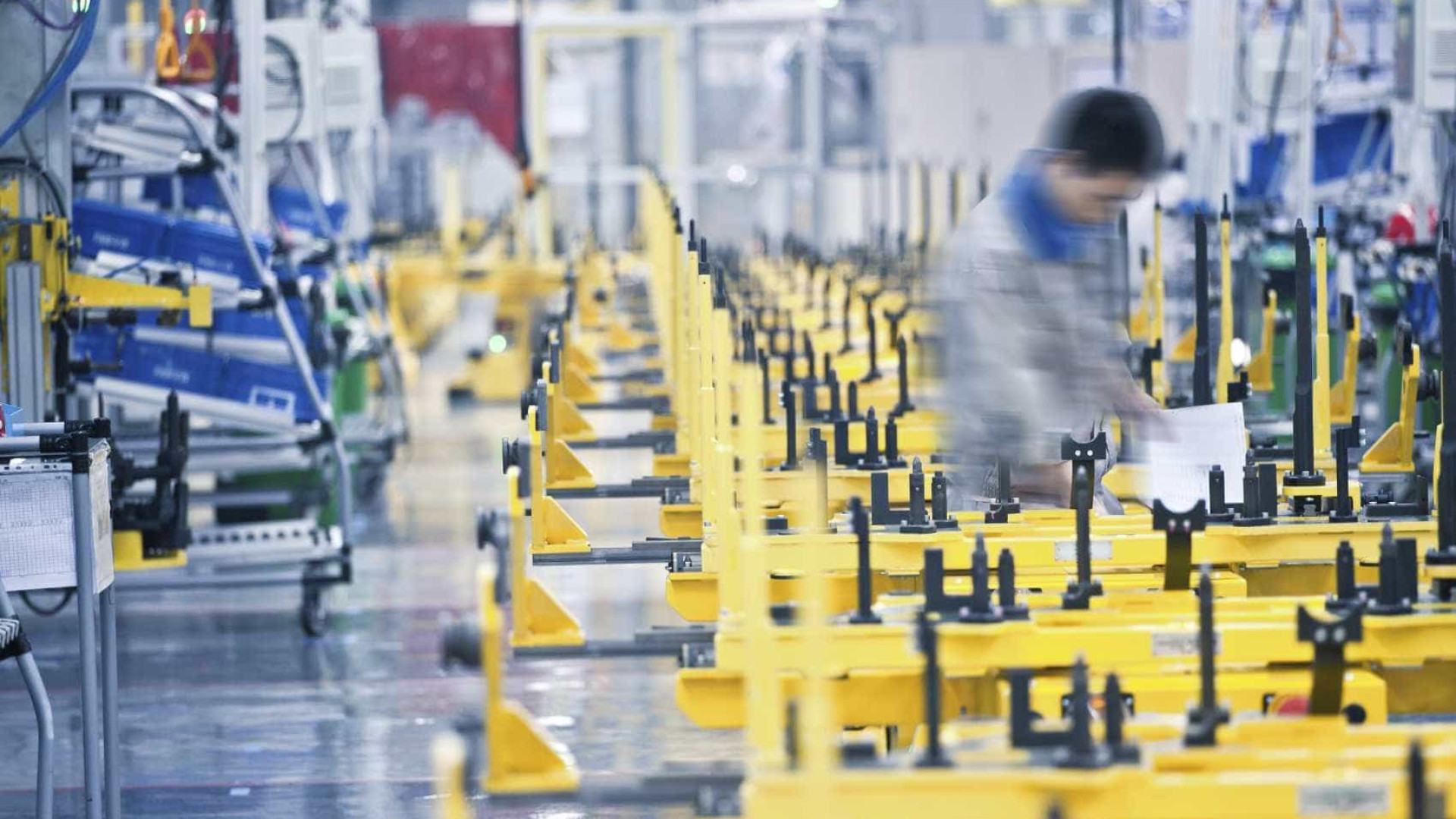 Preços na produção industrial diminuíram 0,4% em fevereiro