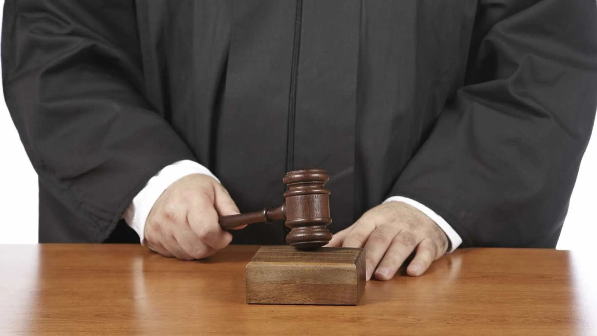 
                    Assistentes digitais para juízes serão 